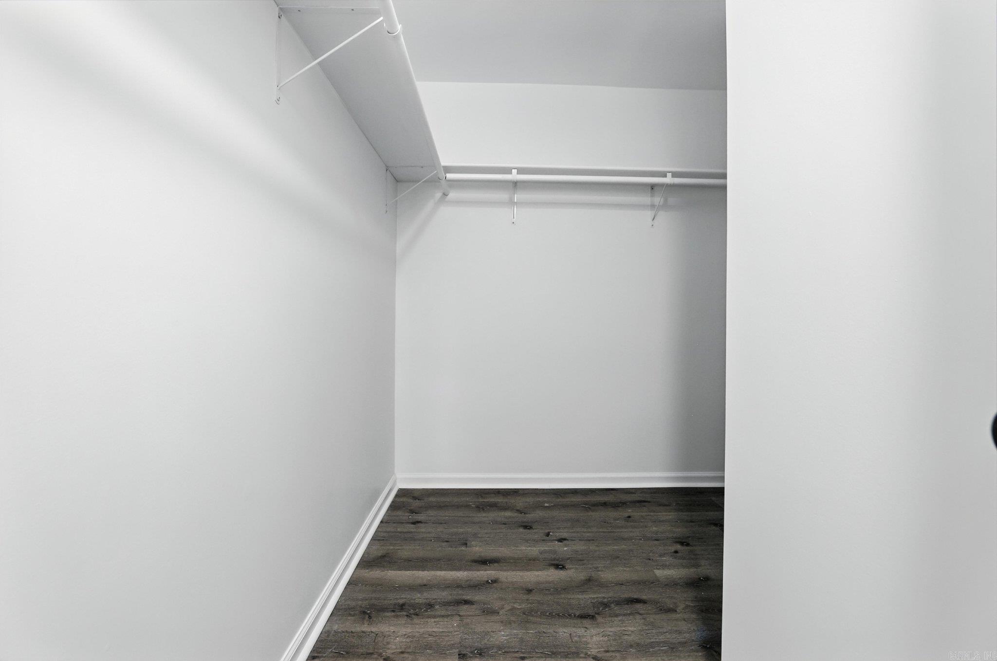 43 S Wakefield Drive