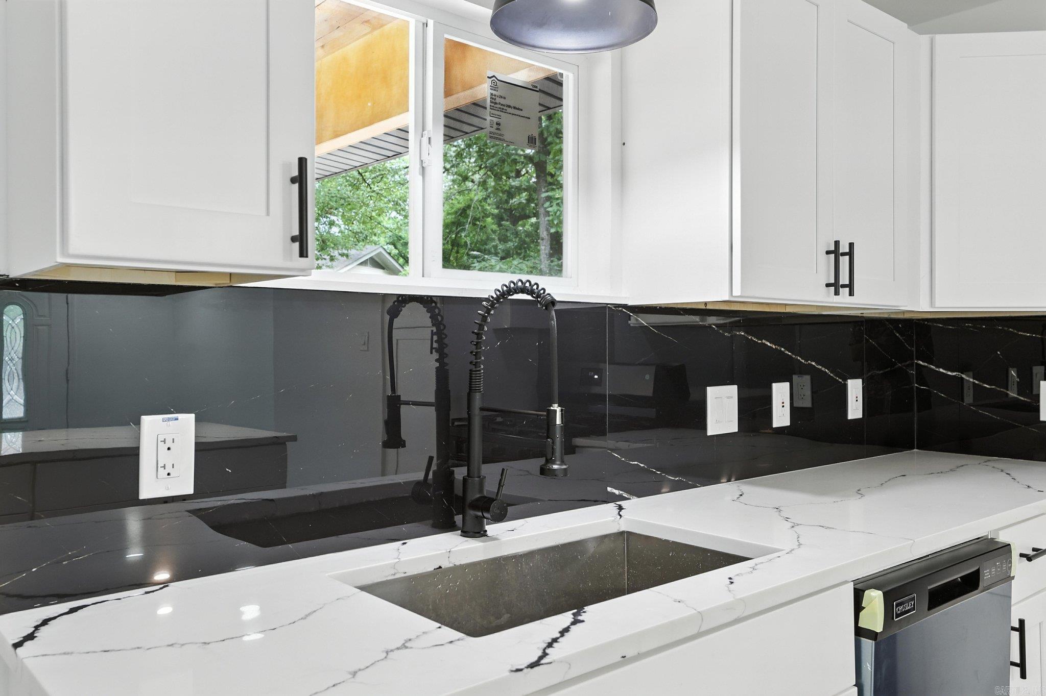 43 S Wakefield Drive