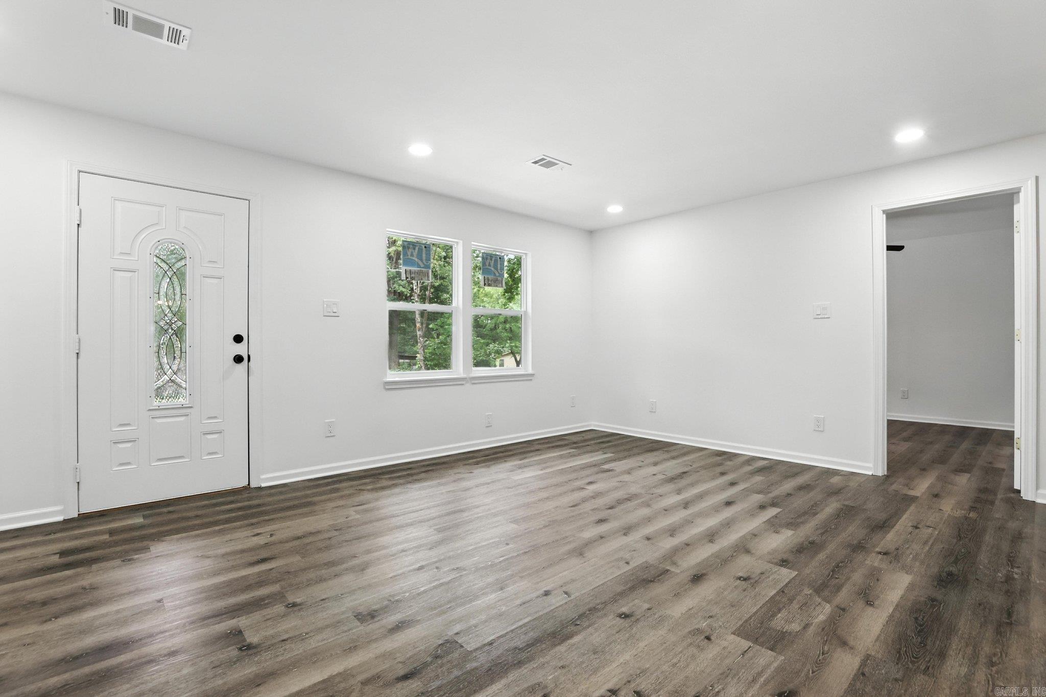 43 S Wakefield Drive