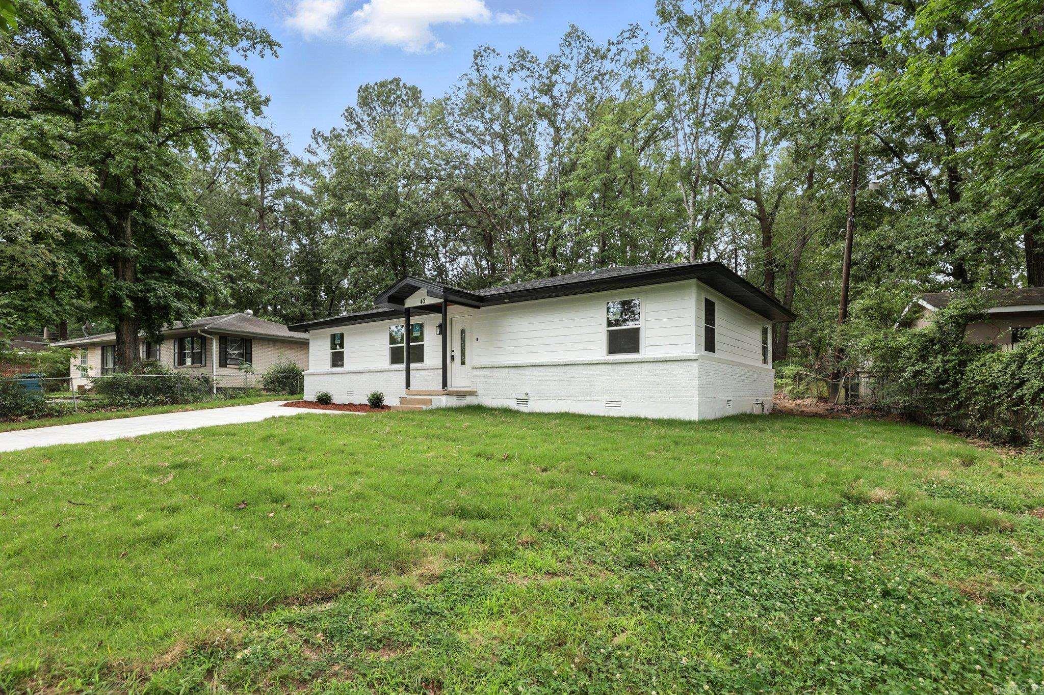 43 S Wakefield Drive