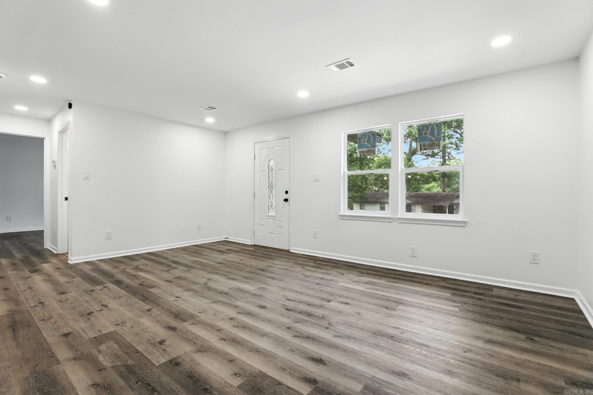 43 S Wakefield Drive