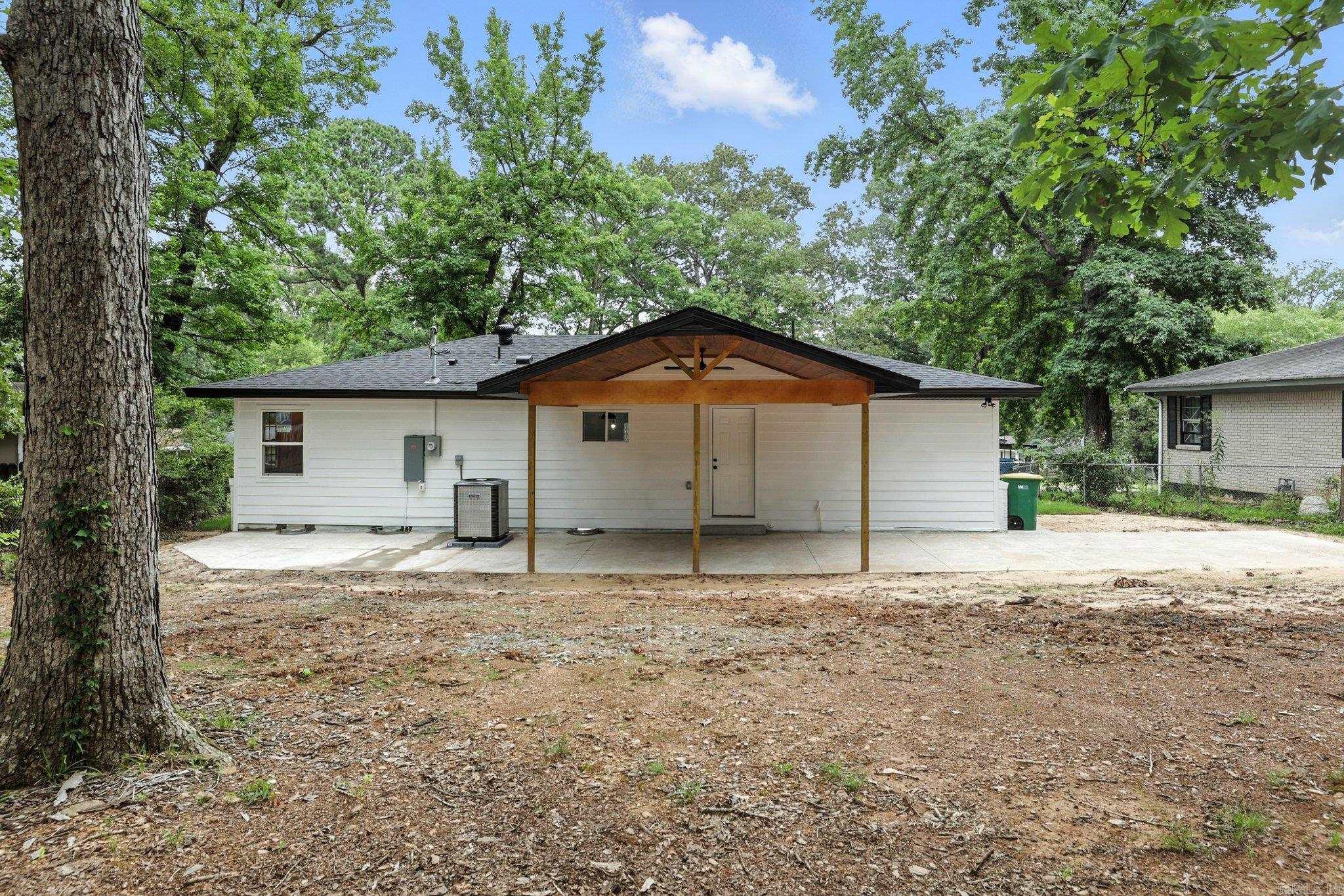 43 S Wakefield Drive