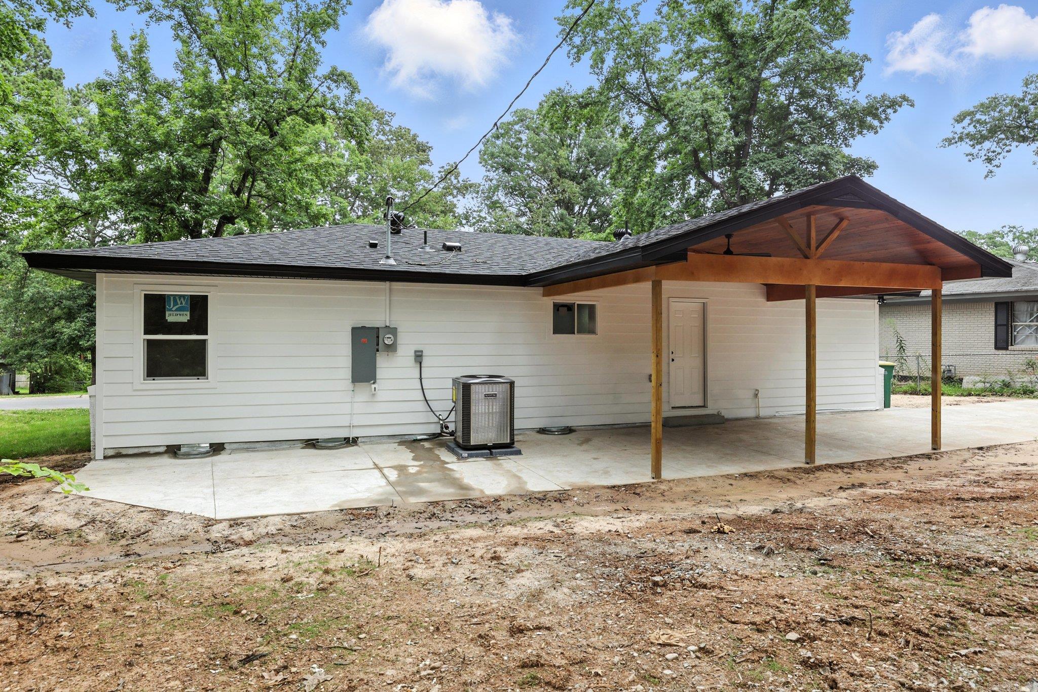 43 S Wakefield Drive