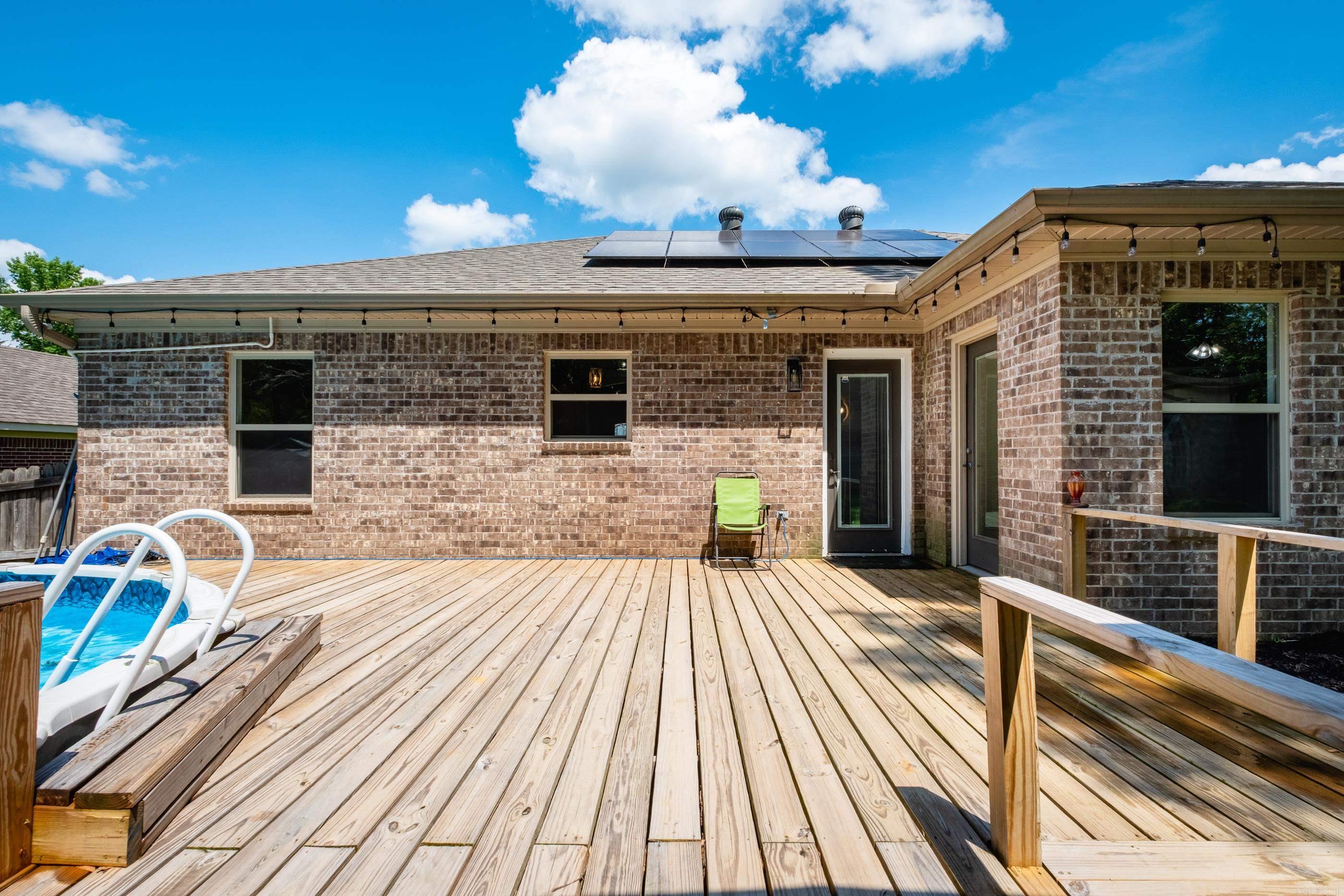 124 Cross Creek Drive