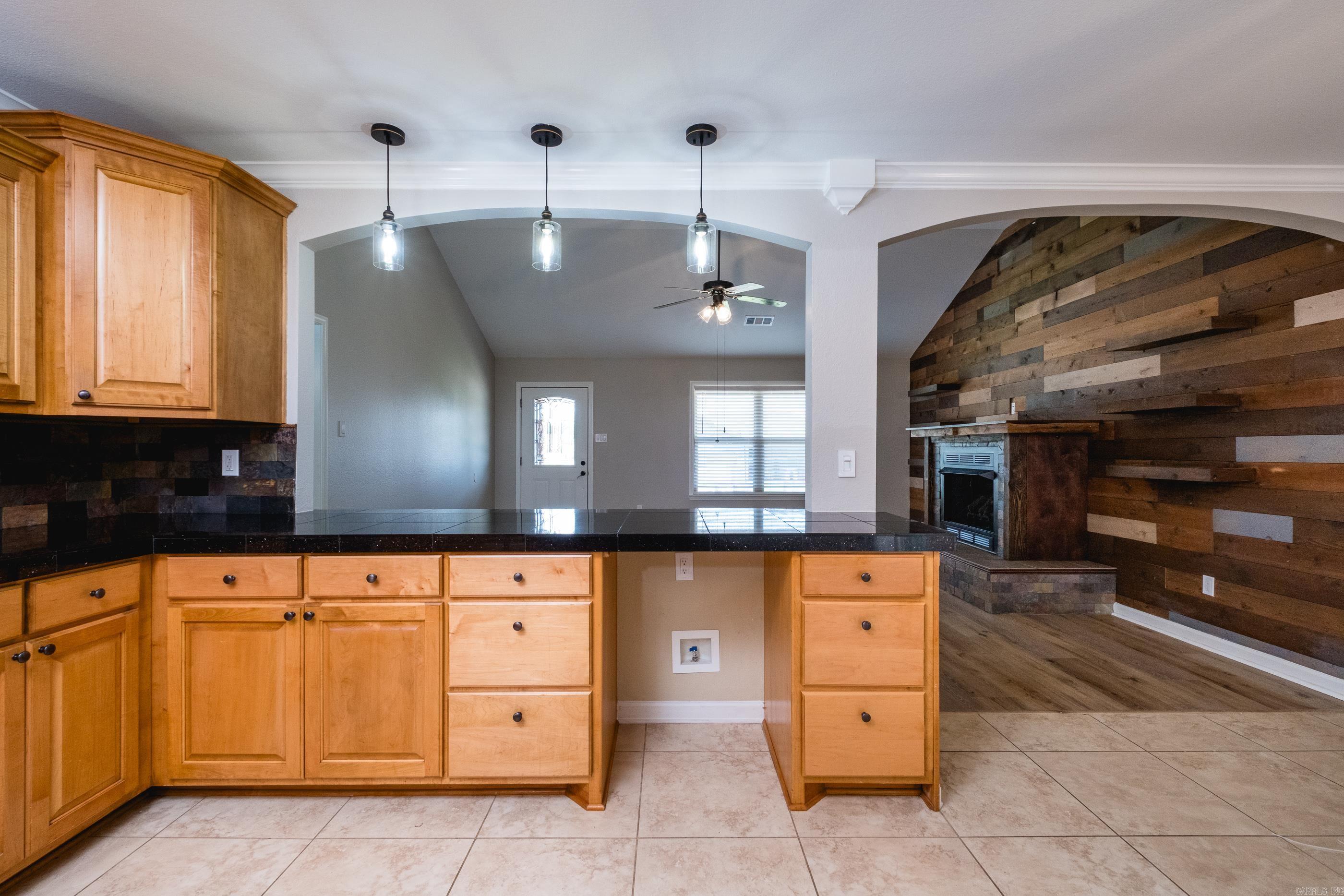 124 Cross Creek Drive