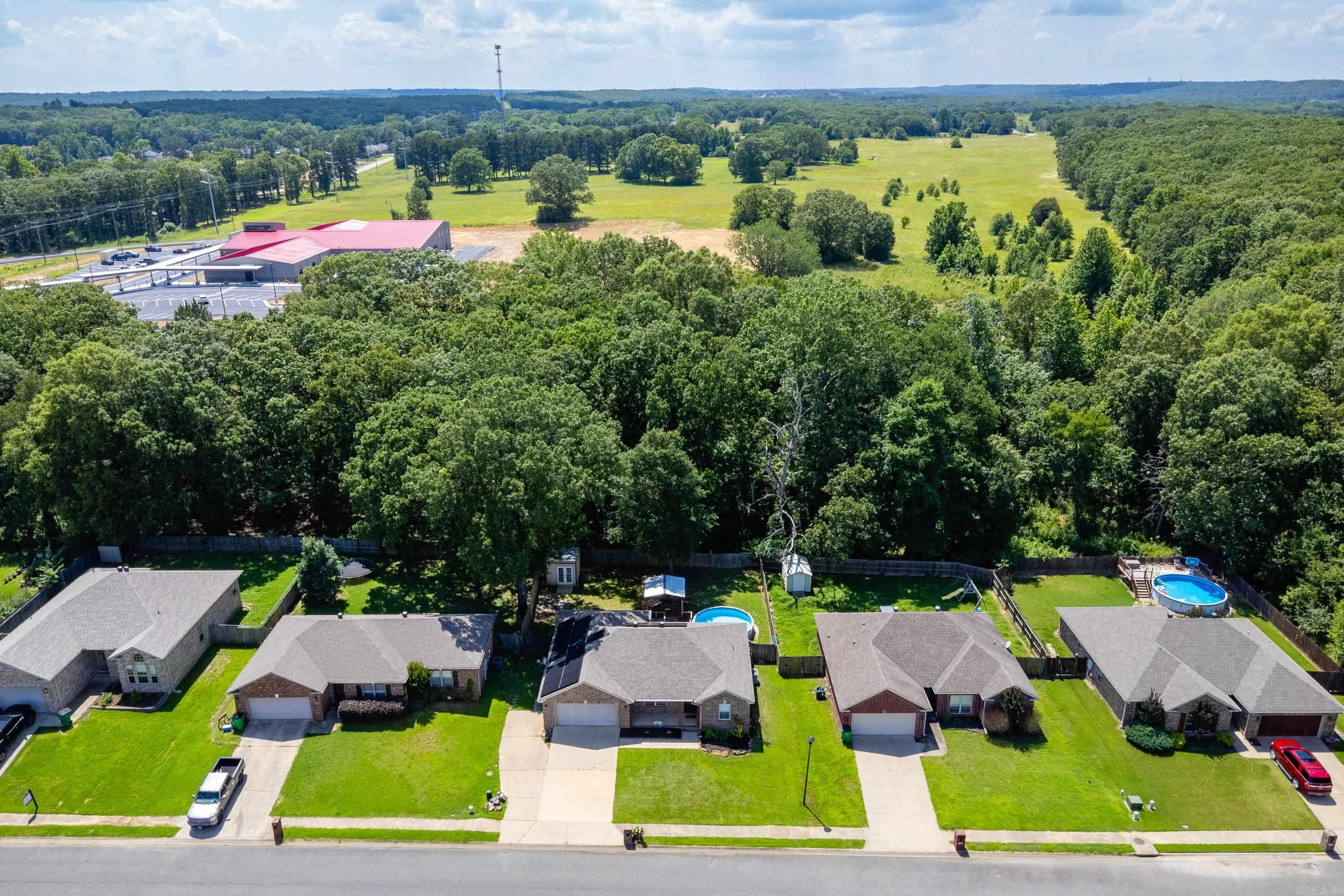124 Cross Creek Drive