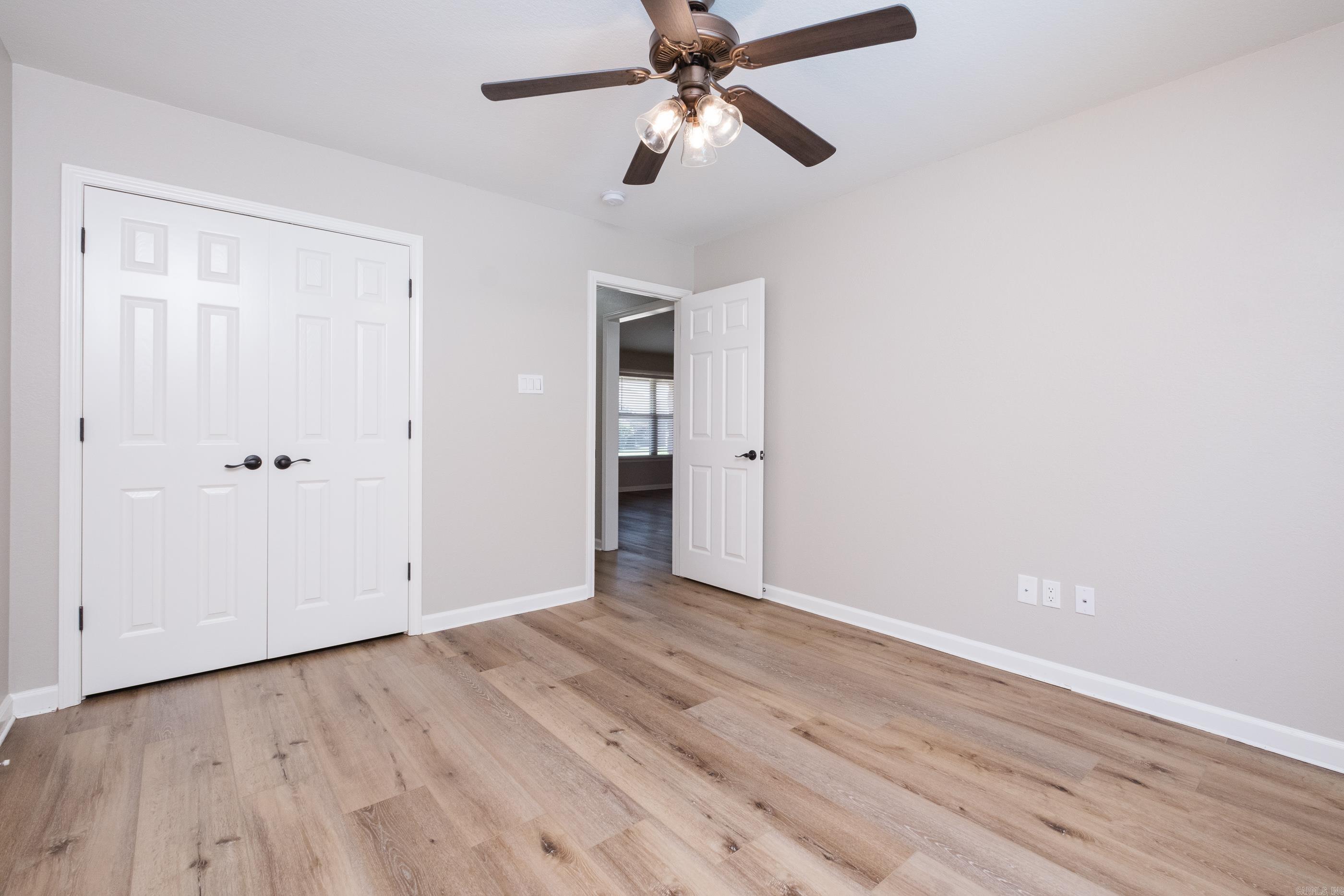 124 Cross Creek Drive