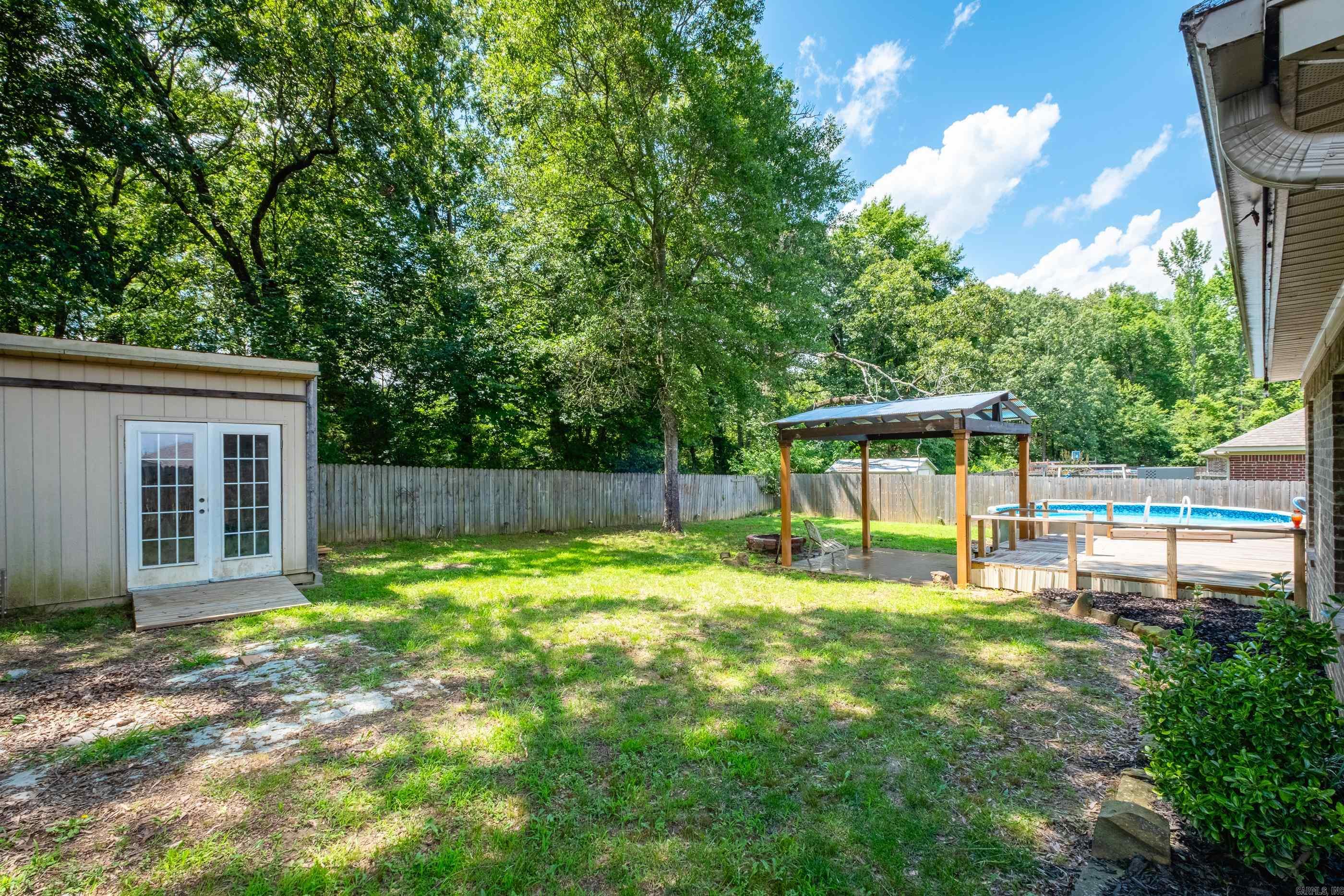 124 Cross Creek Drive