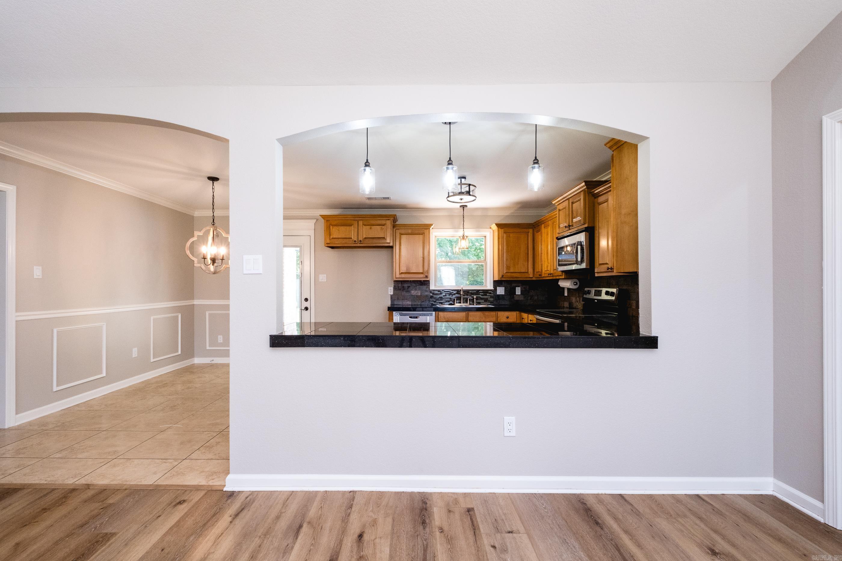 124 Cross Creek Drive