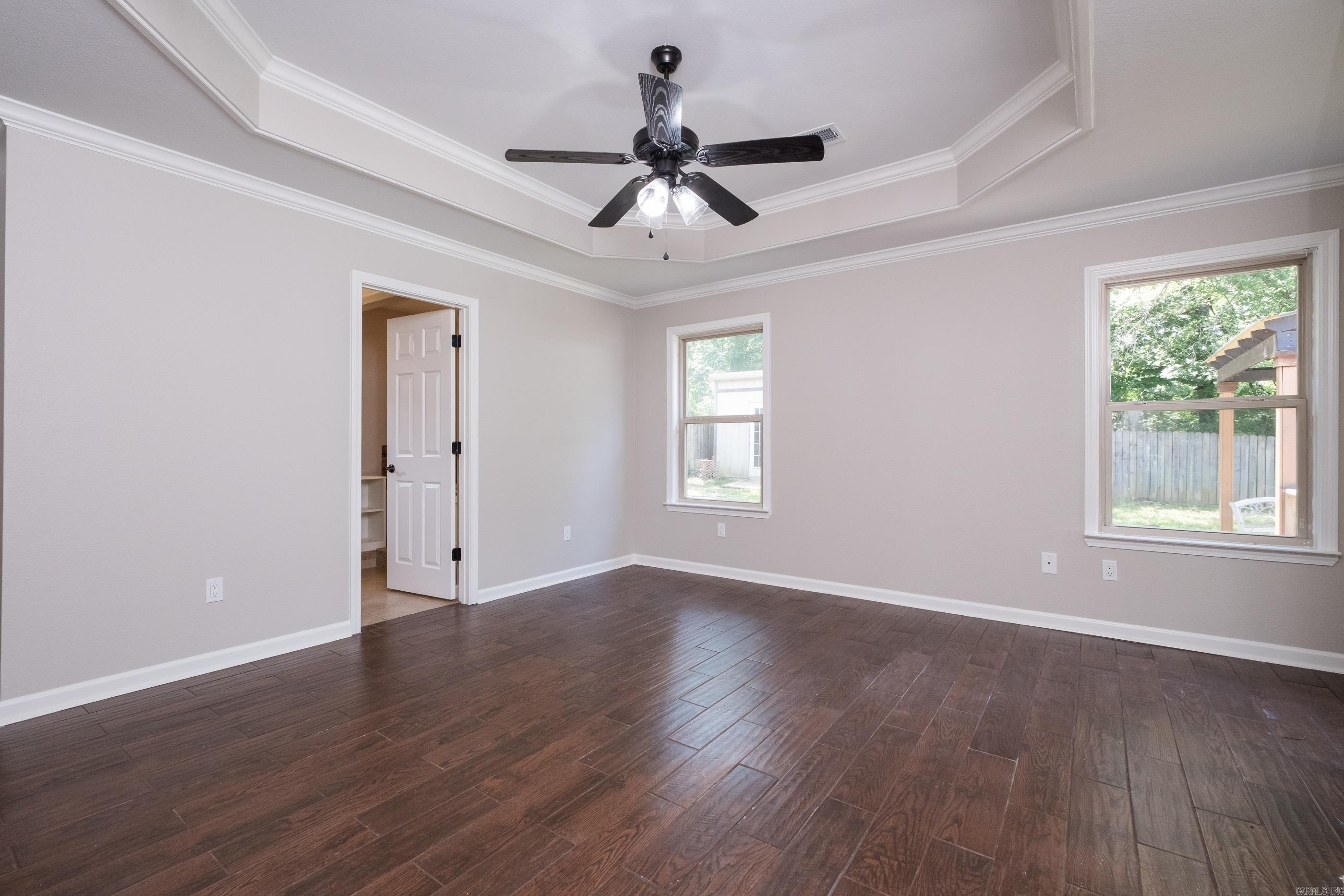 124 Cross Creek Drive