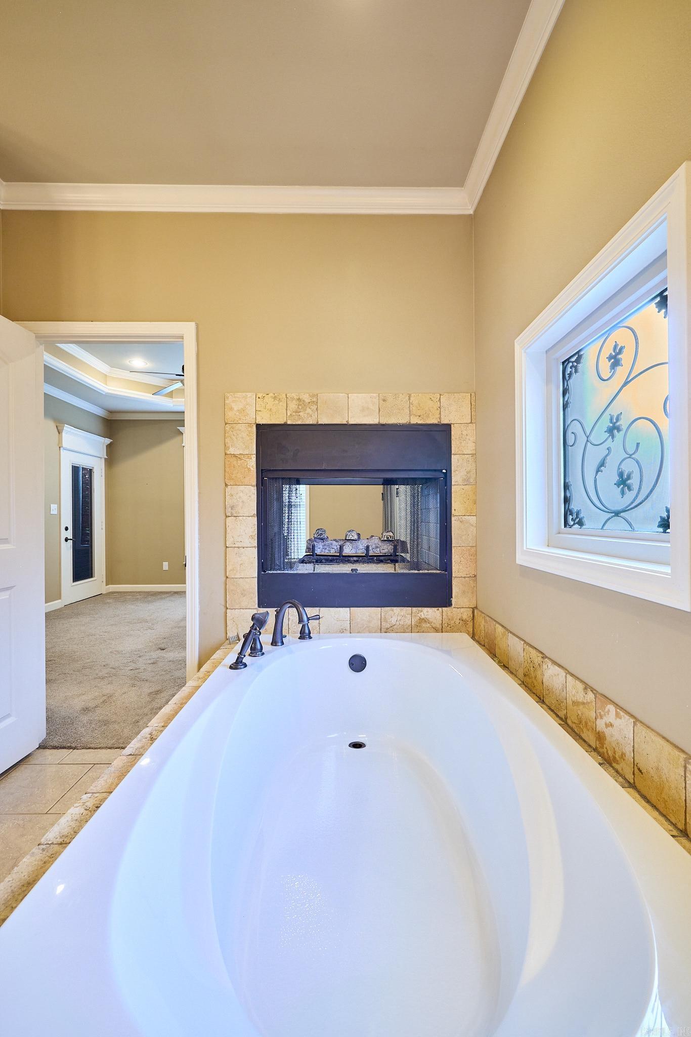 6098 PIERCE MANSE LOOP