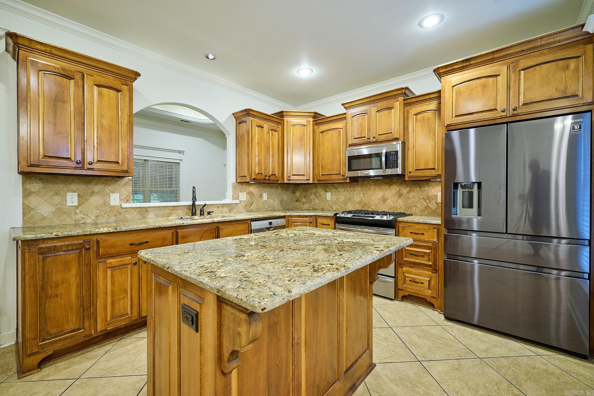 6098 PIERCE MANSE LOOP