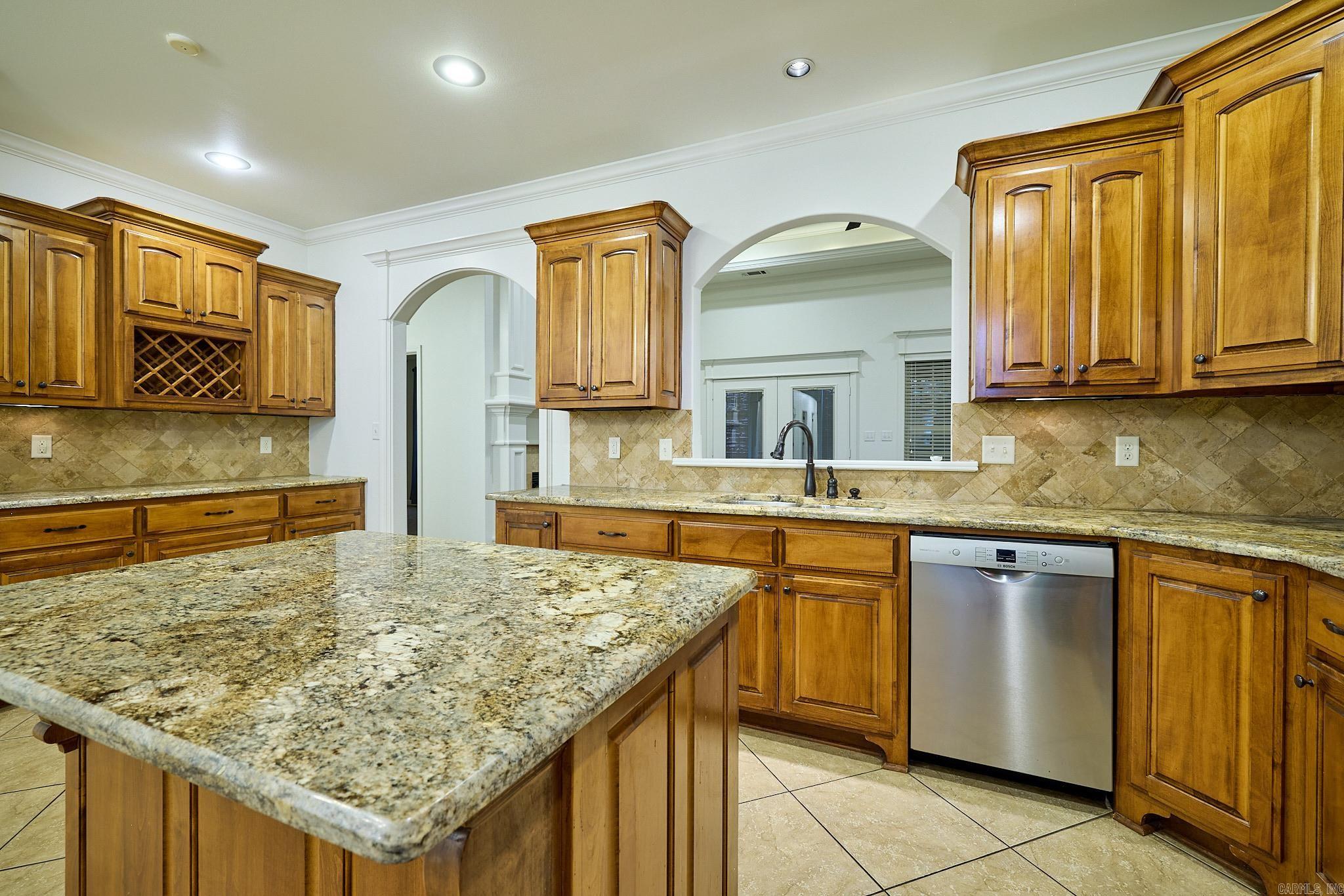 6098 PIERCE MANSE LOOP