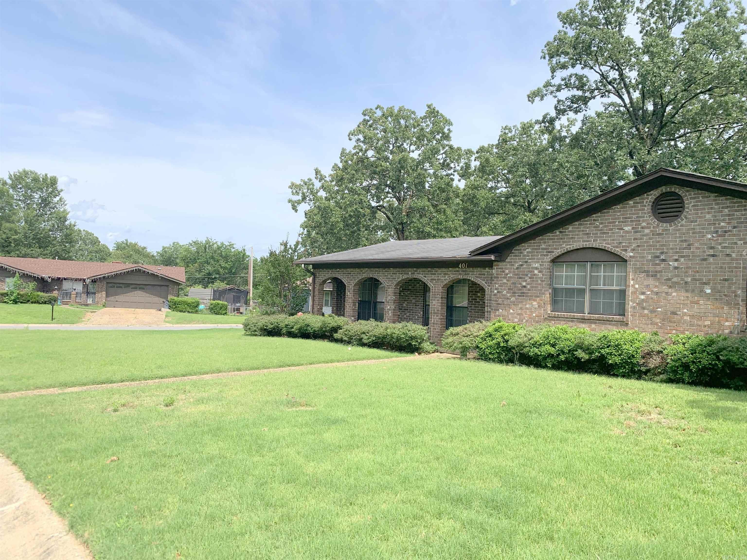 401 55Th Terrace Drive