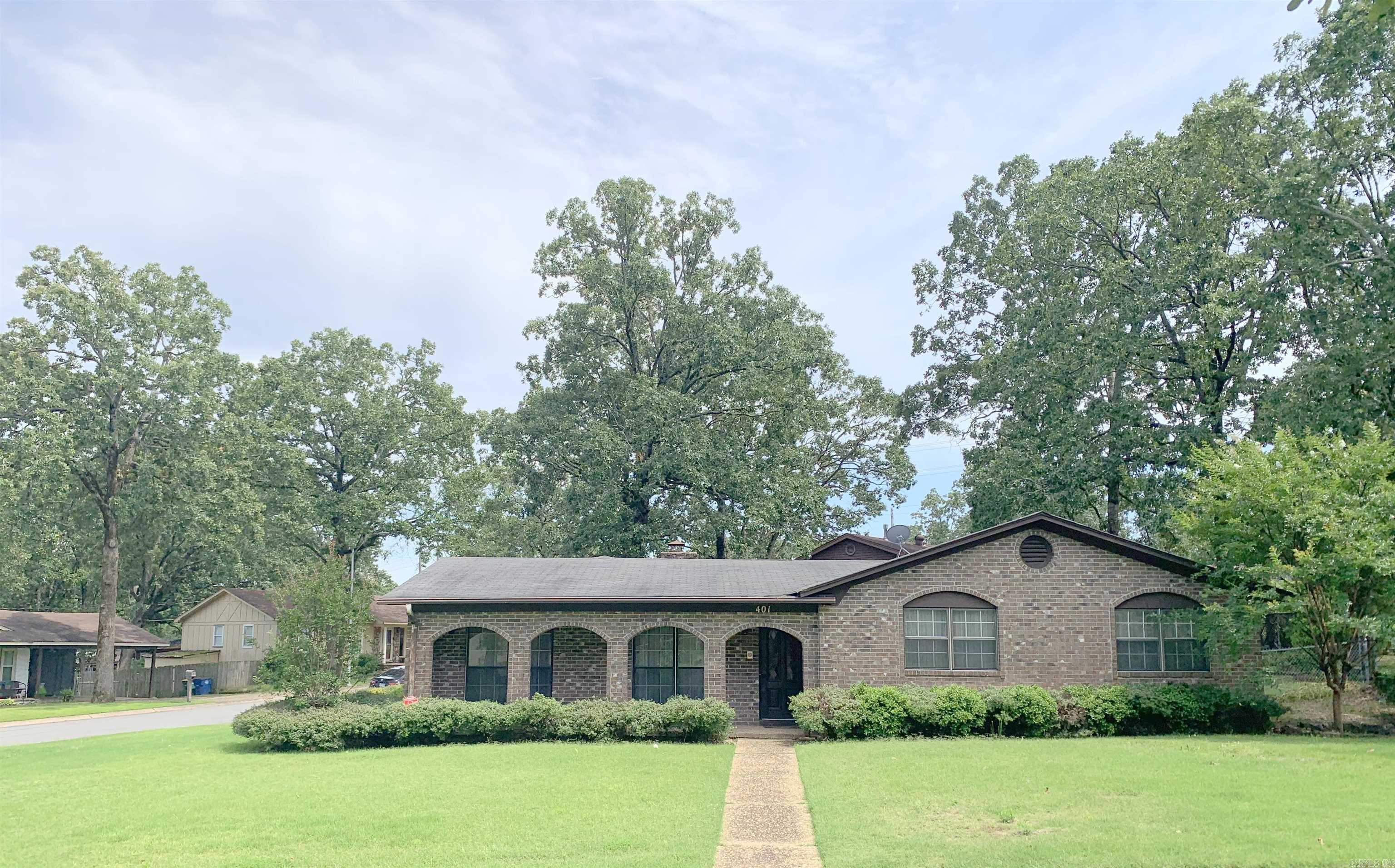 401 55Th Terrace Drive