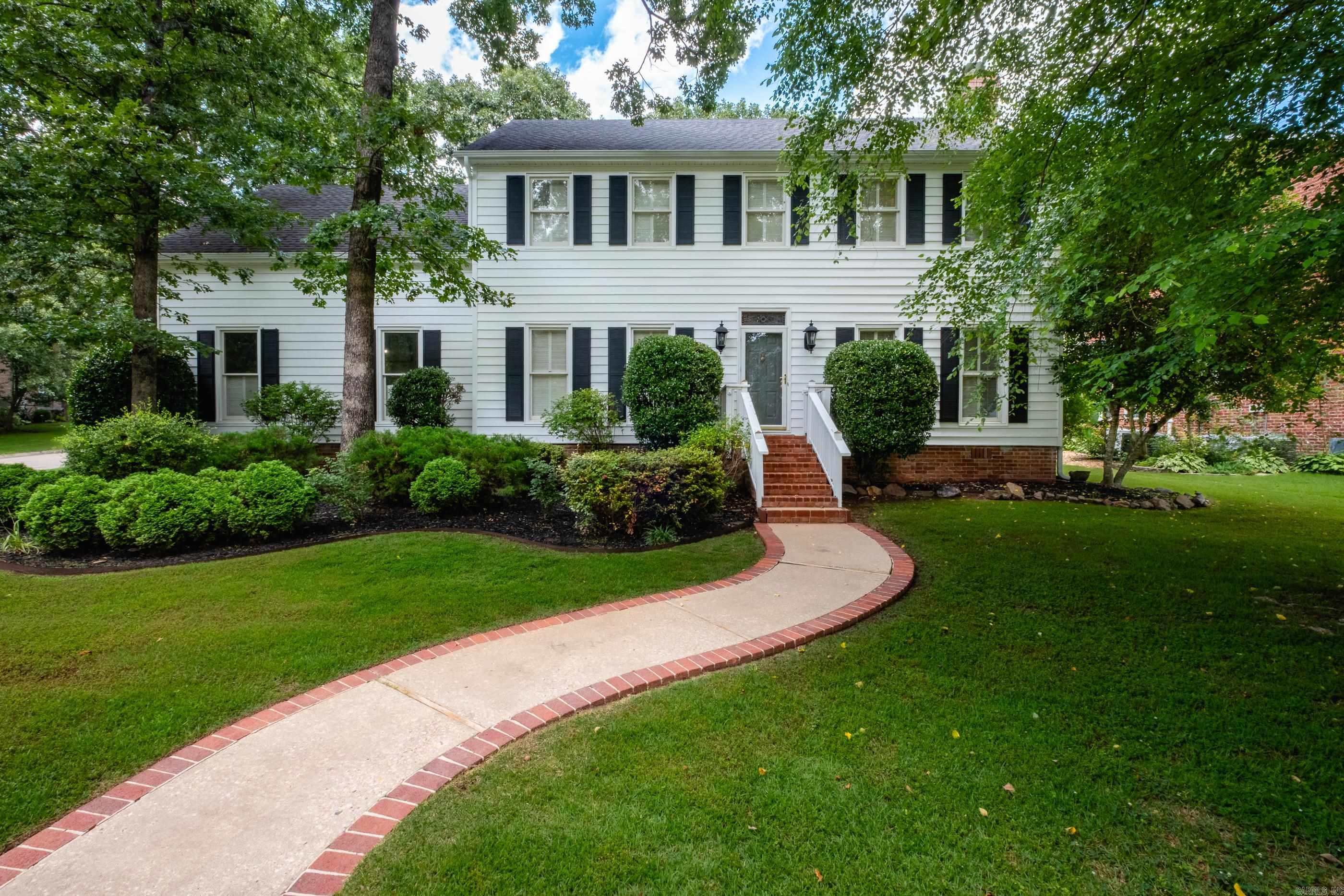 14220 Longtree Drive