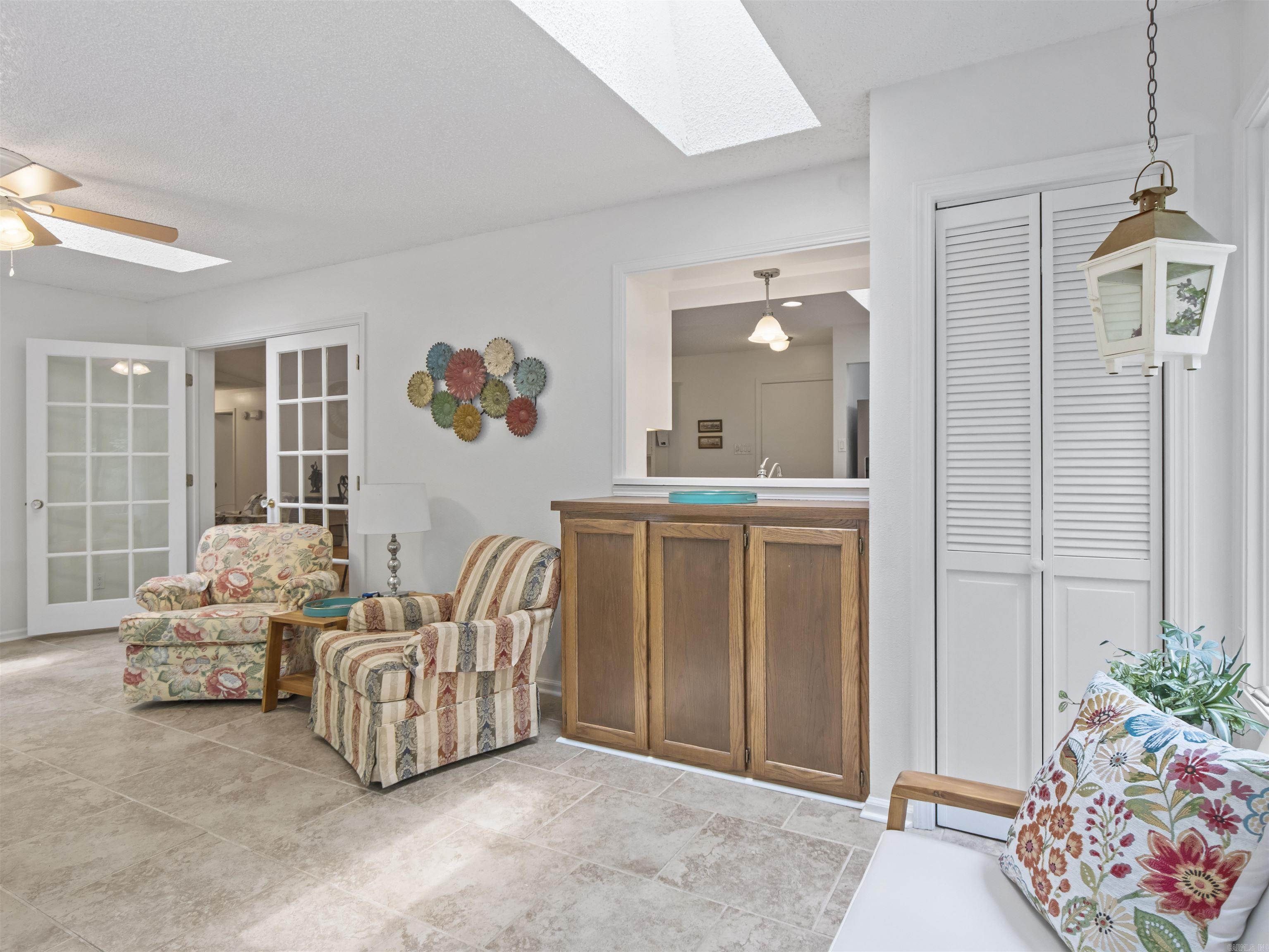 2 Tivisa Lane