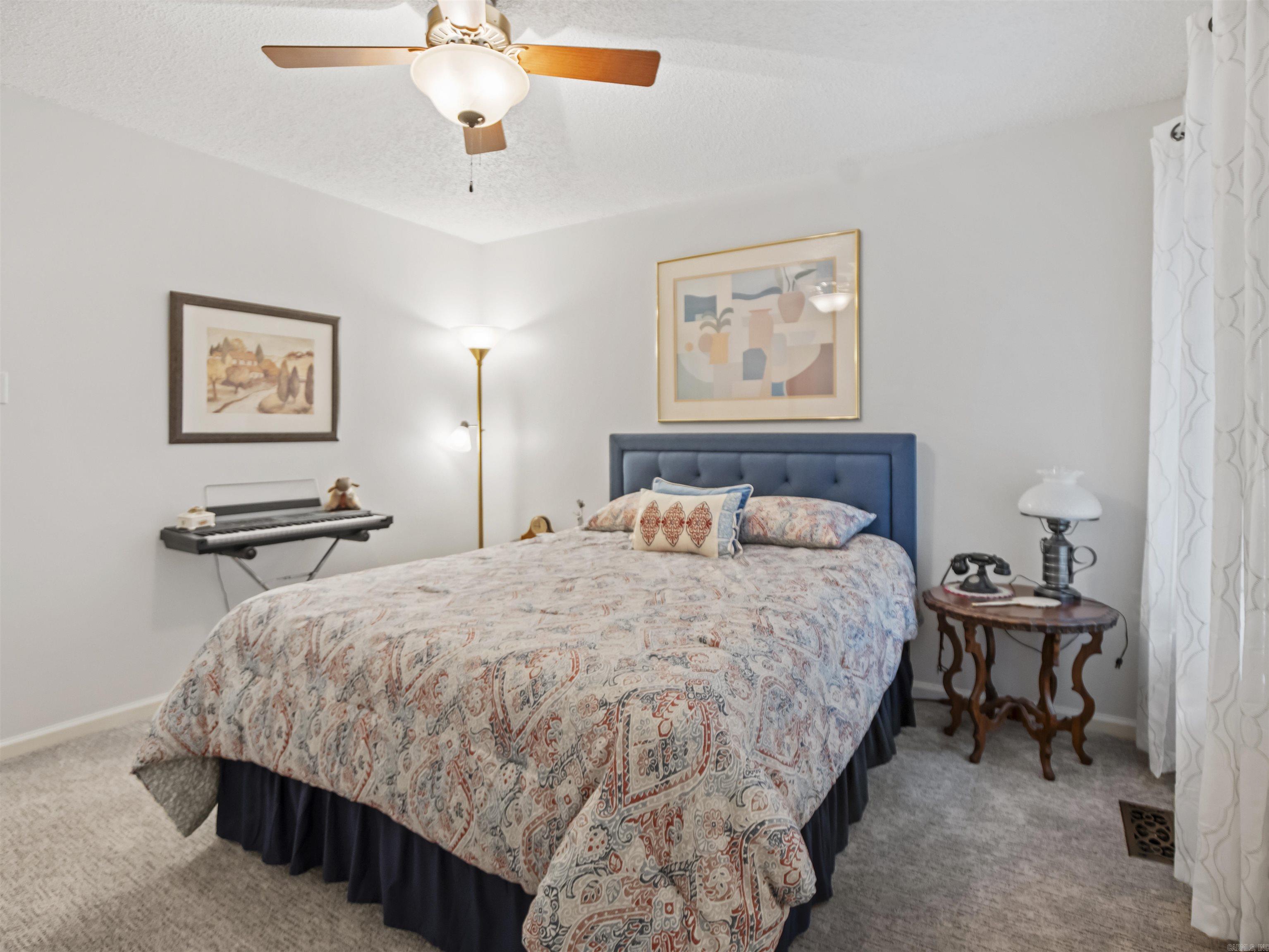 2 Tivisa Lane