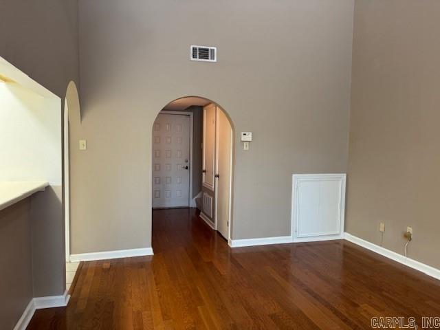 301 Kings Row Dr #206