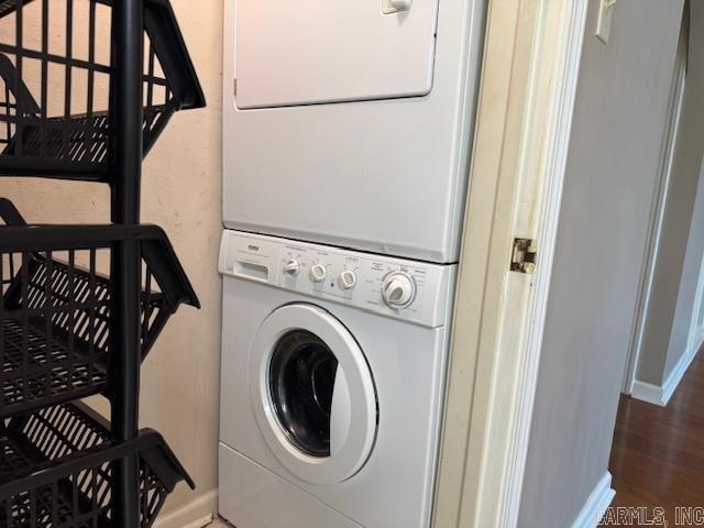 301 Kings Row Dr #206