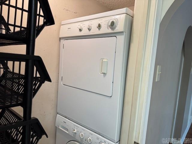 301 Kings Row Dr #206