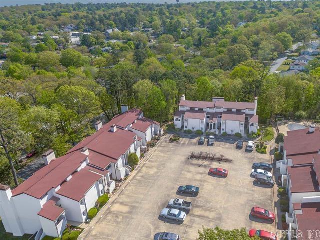 301 Kings Row Dr #206