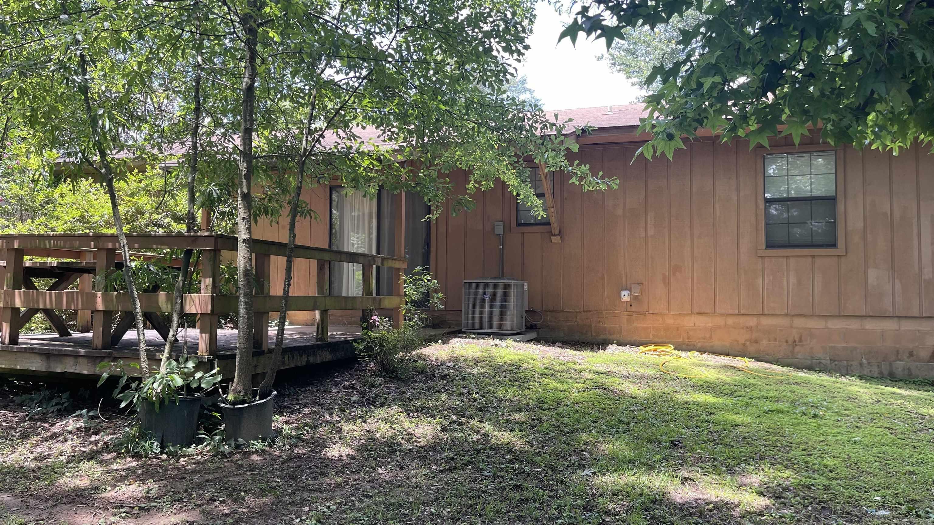 1909 Fernwood Cove