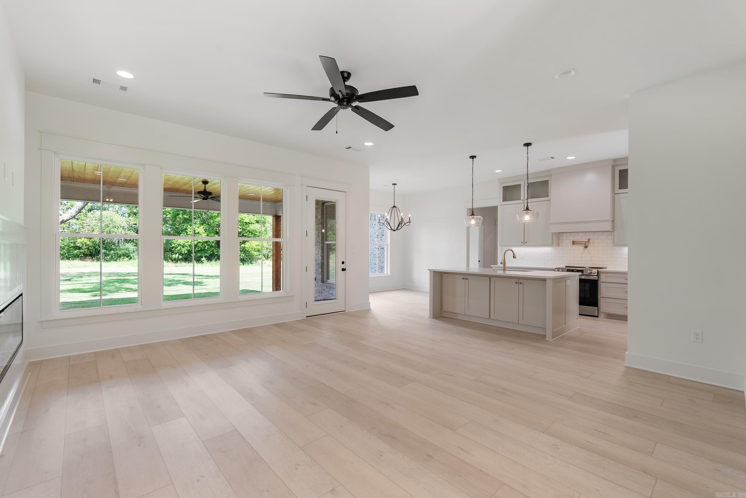 3 Cardin Cove