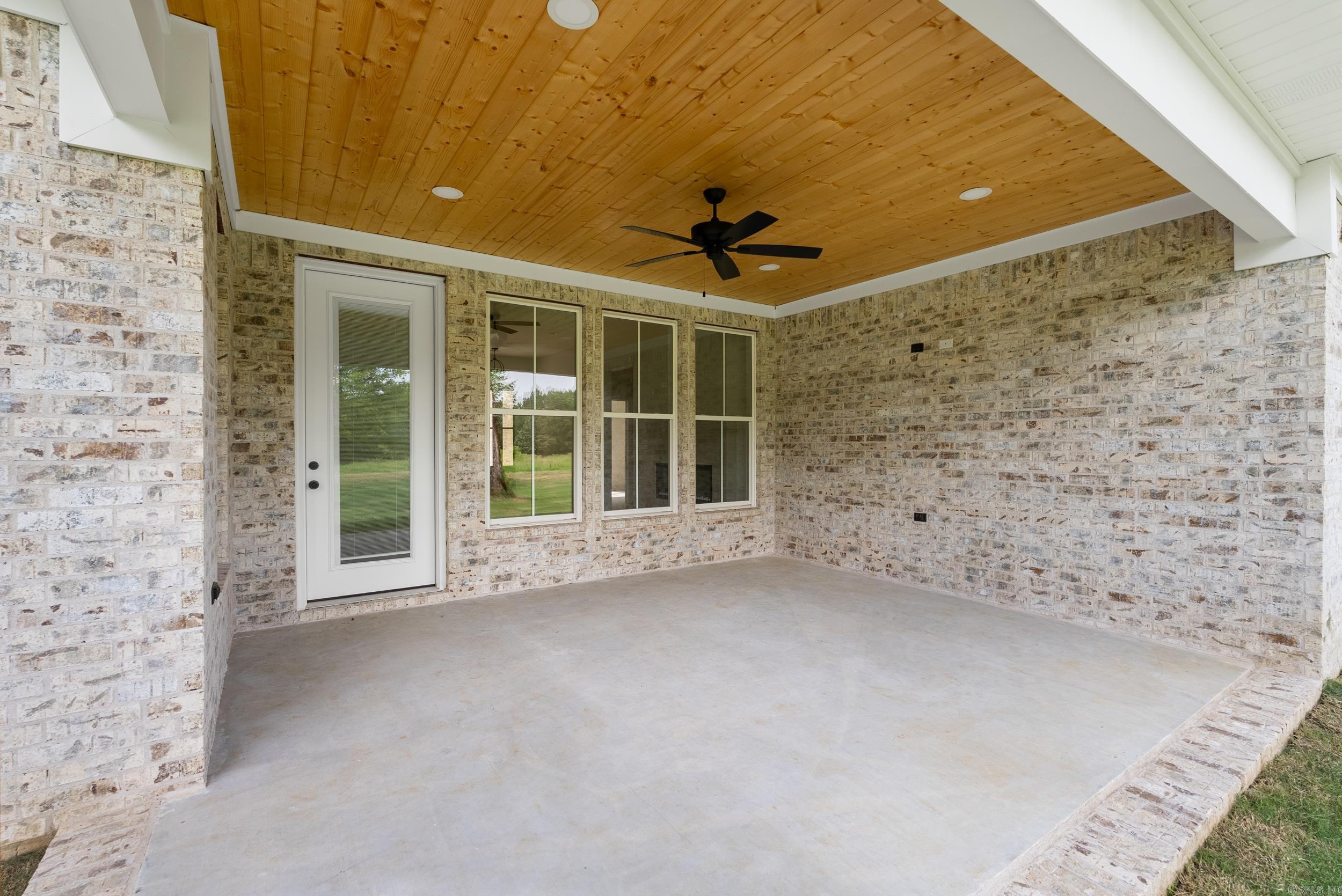 3 Cardin Cove