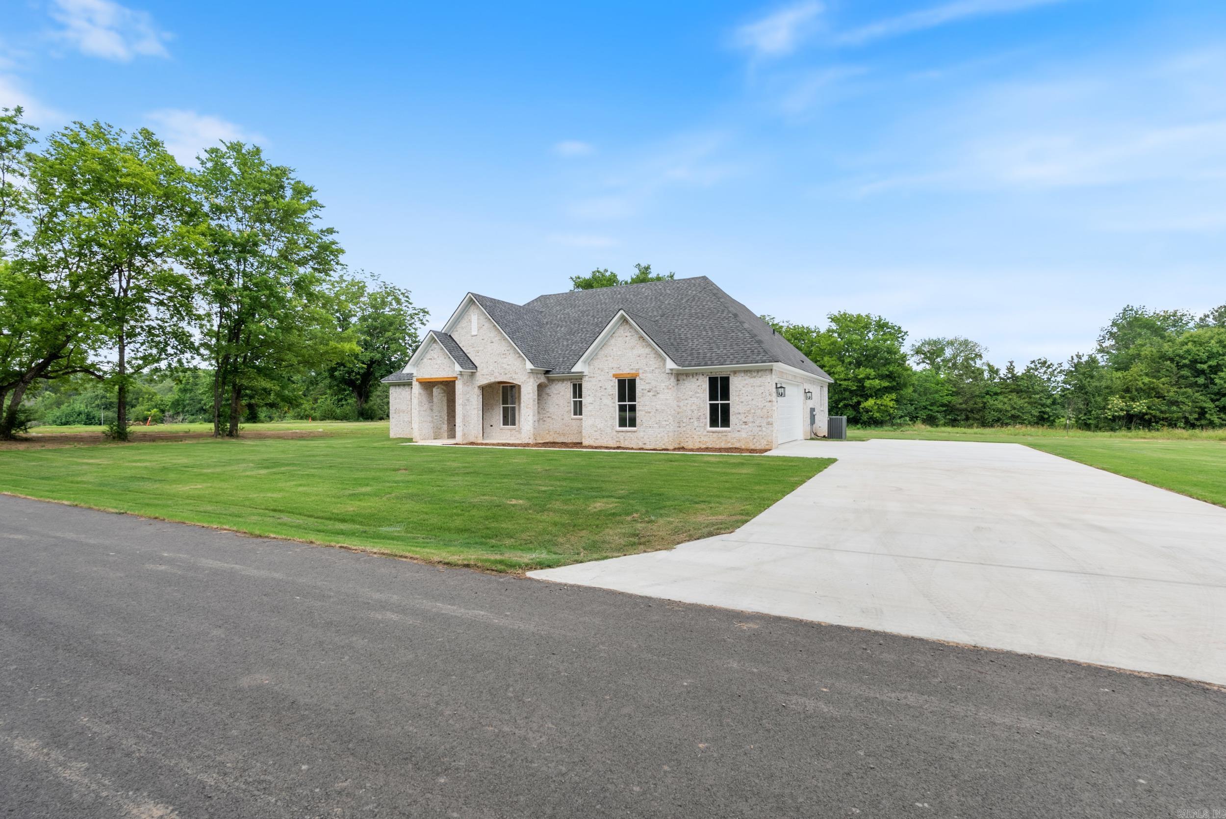 3 Cardin Cove