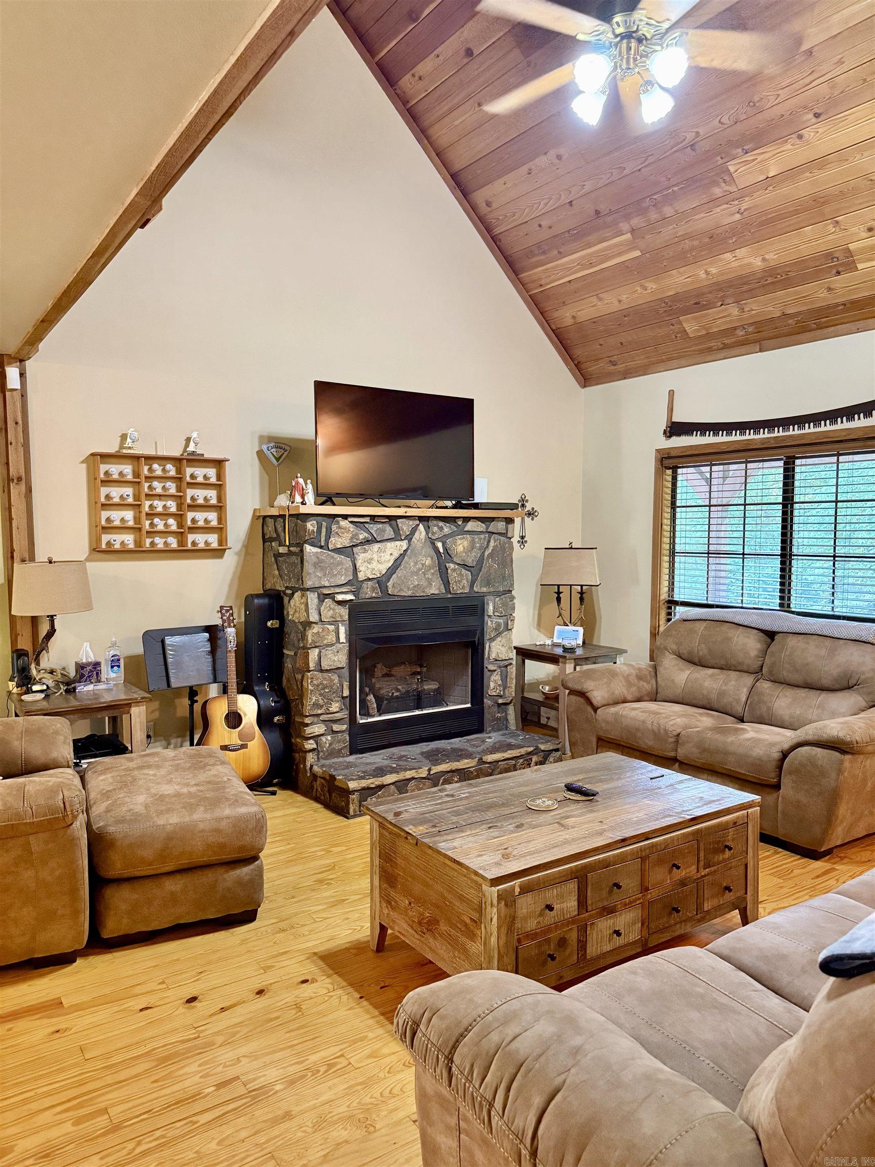 50 Jackson Ridge