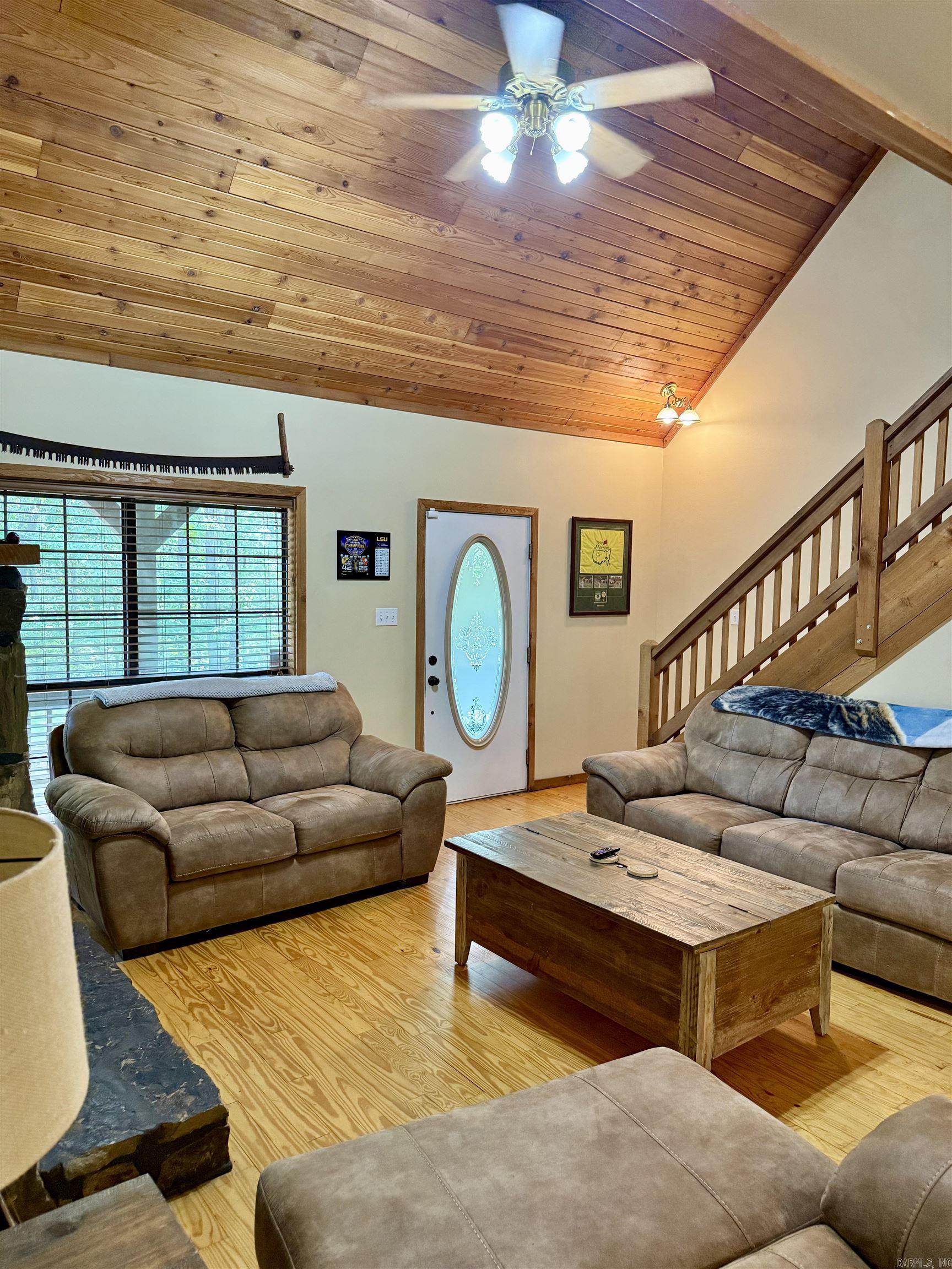 50 Jackson Ridge