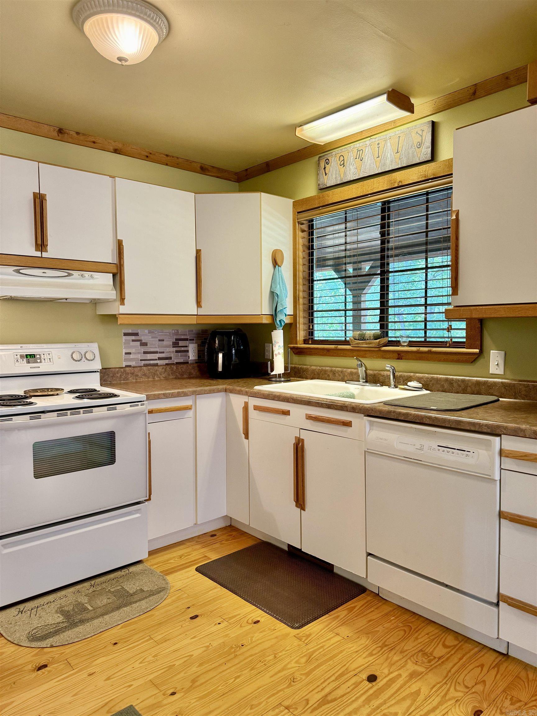 50 Jackson Ridge