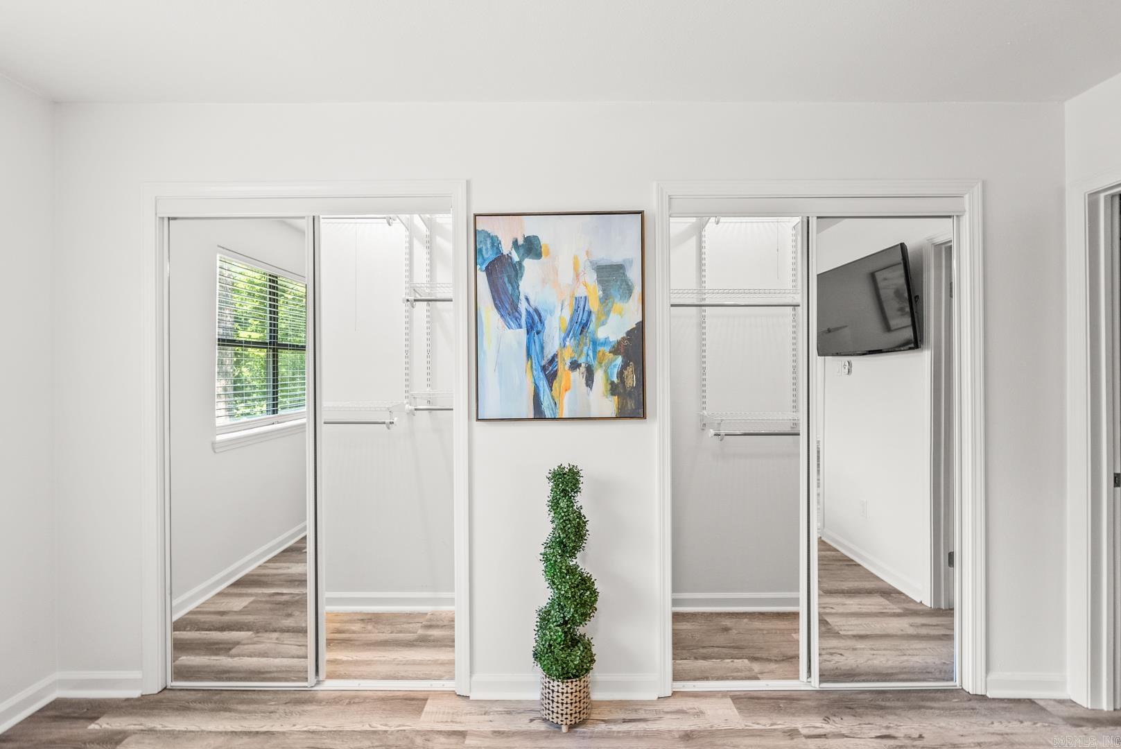 301 Kings Row Drive Unit: 106