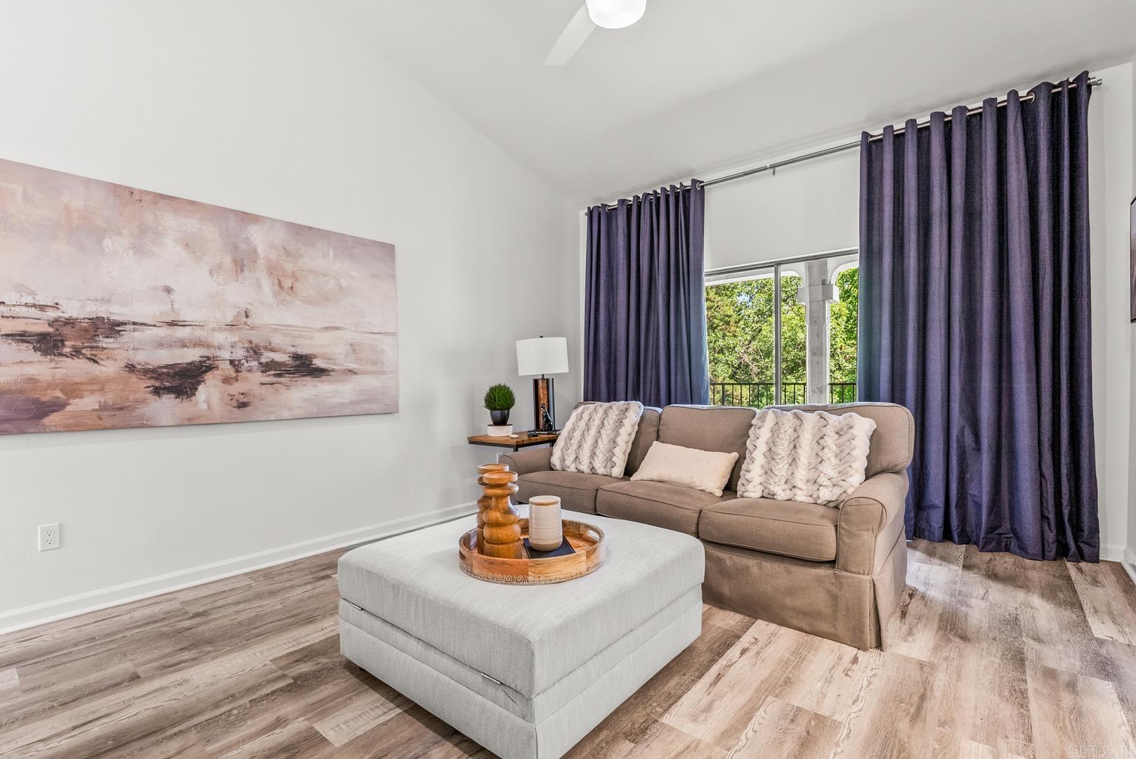 301 Kings Row Drive Unit: 106