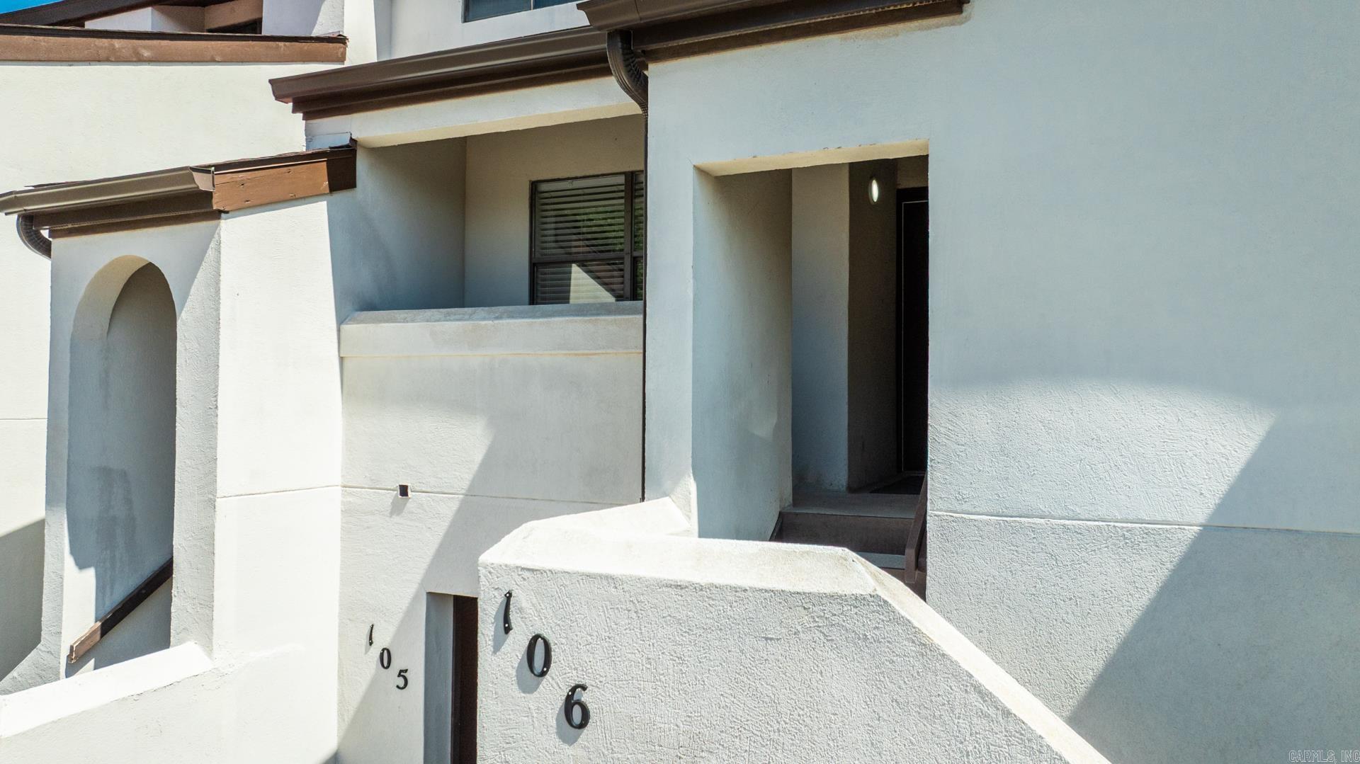301 Kings Row Drive Unit: 106