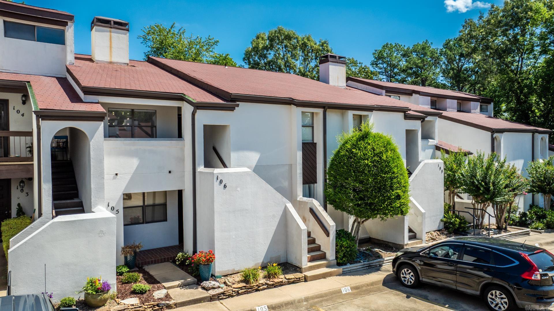 301 Kings Row Drive Unit: 106