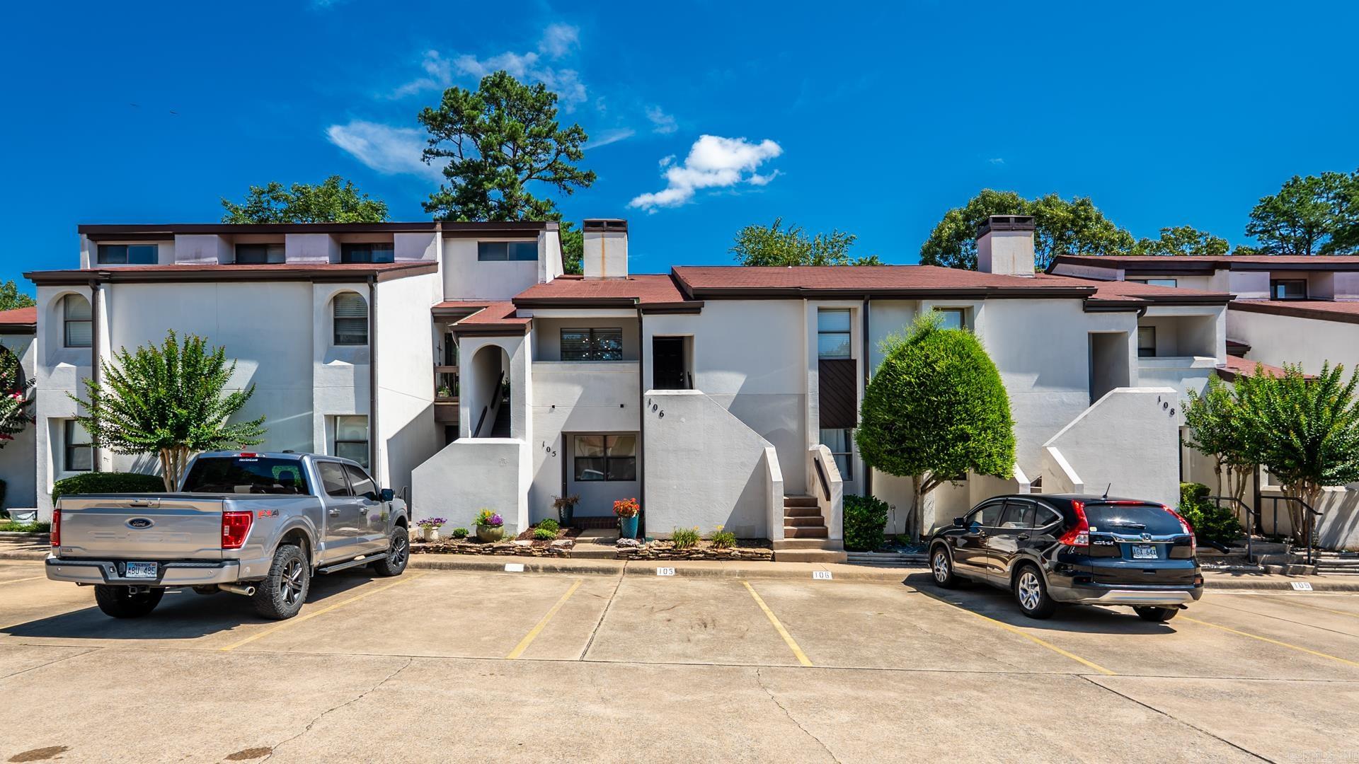 301 Kings Row Drive Unit: 106