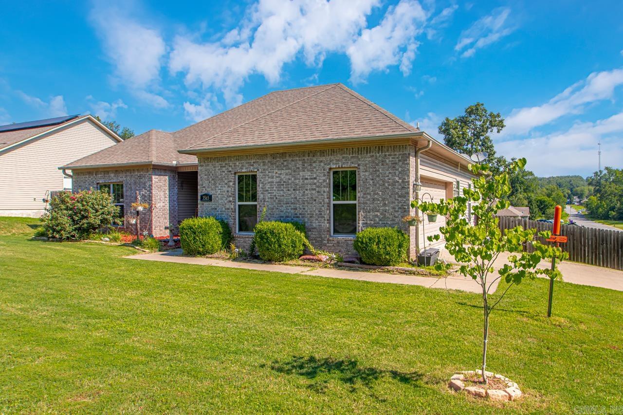 3565 Lazy Creek Trail