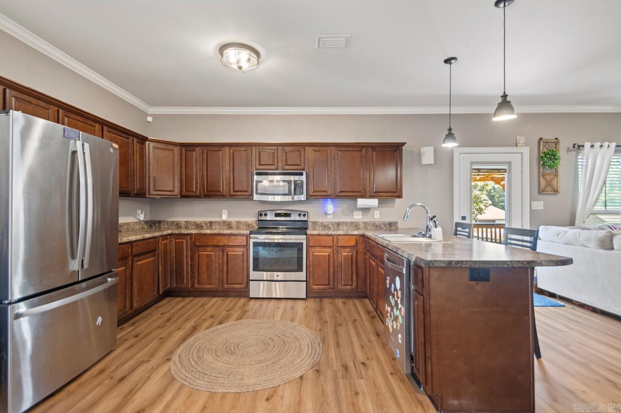 3565 Lazy Creek Trail