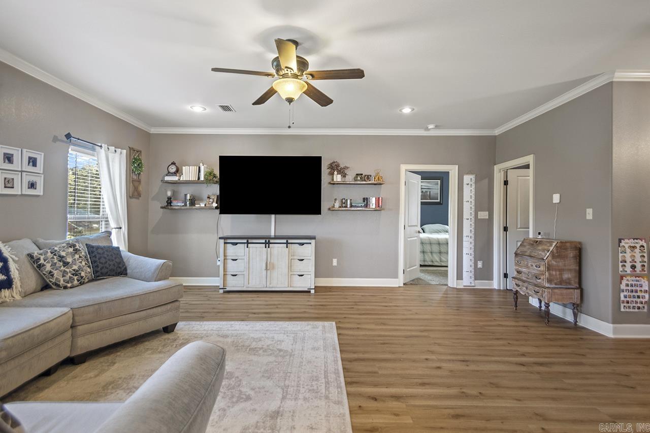 3565 Lazy Creek Trail