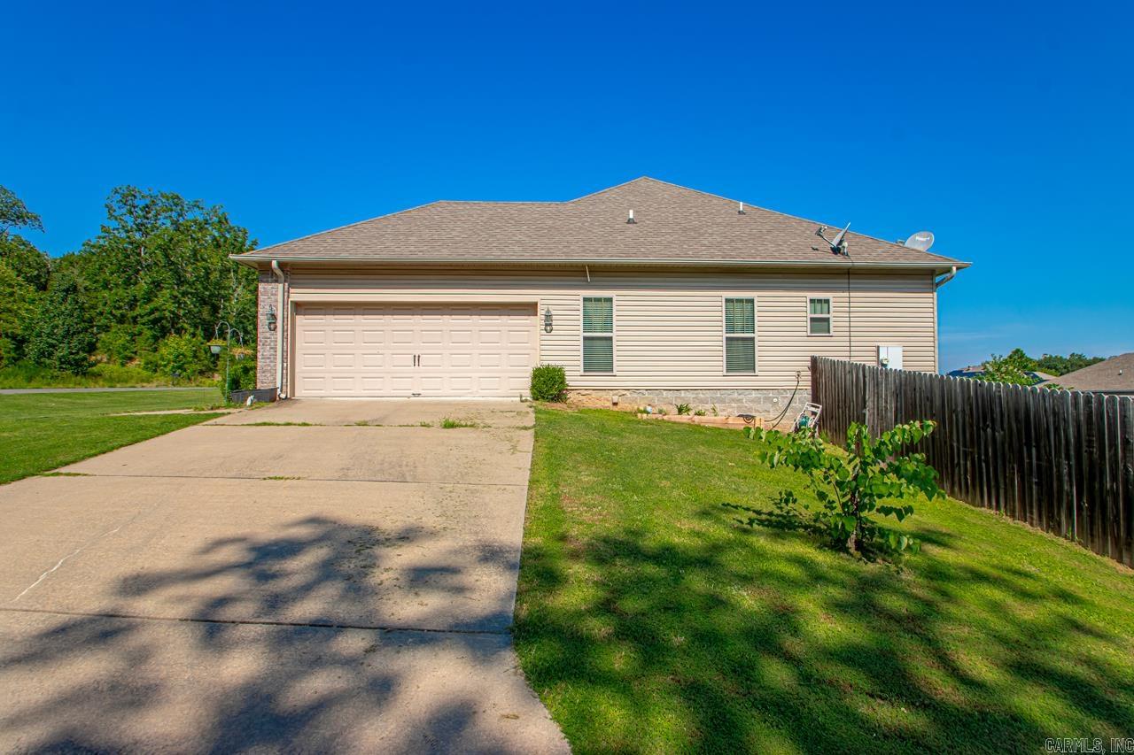 3565 Lazy Creek Trail