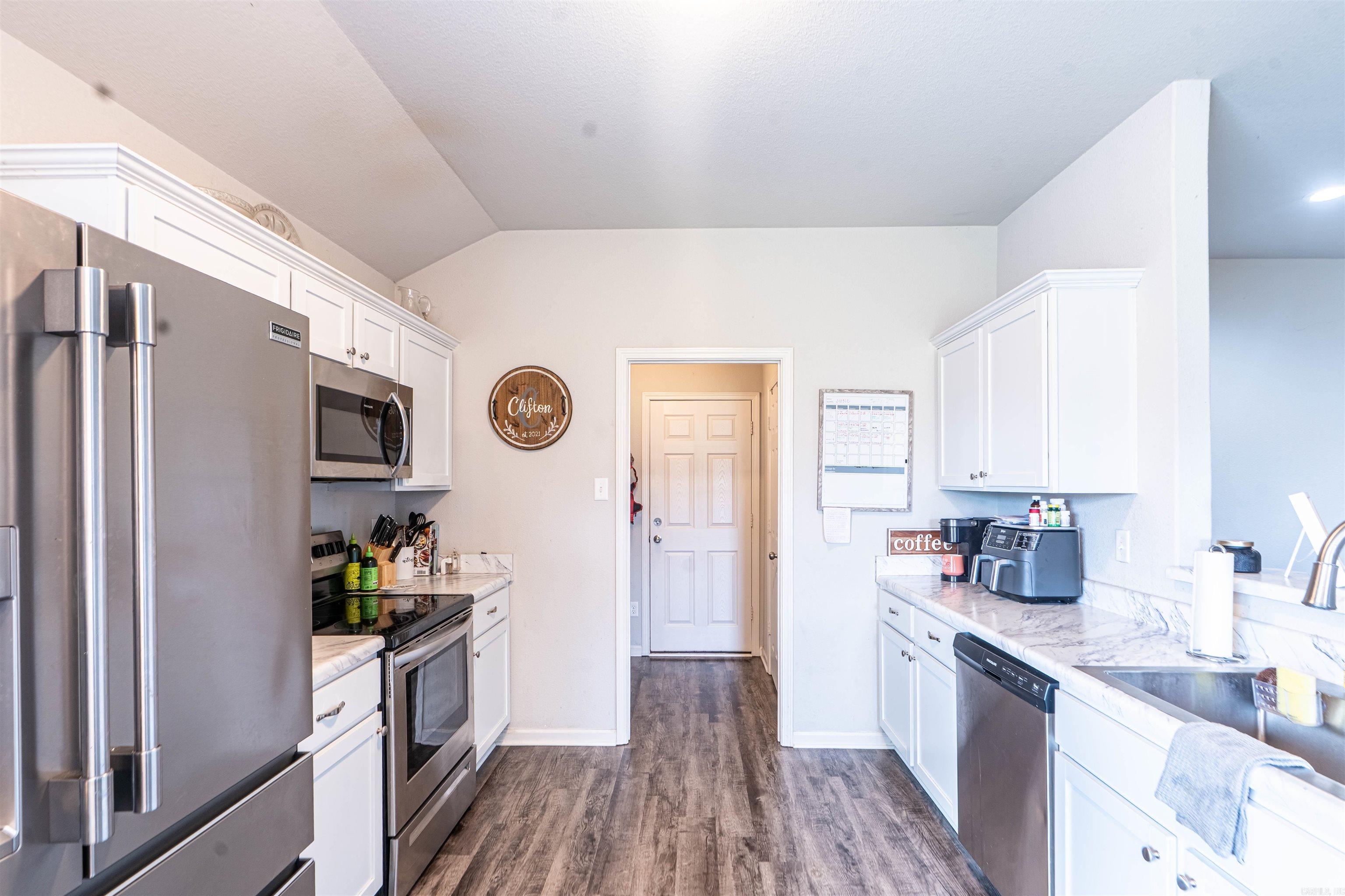 5109 Prospector Drive