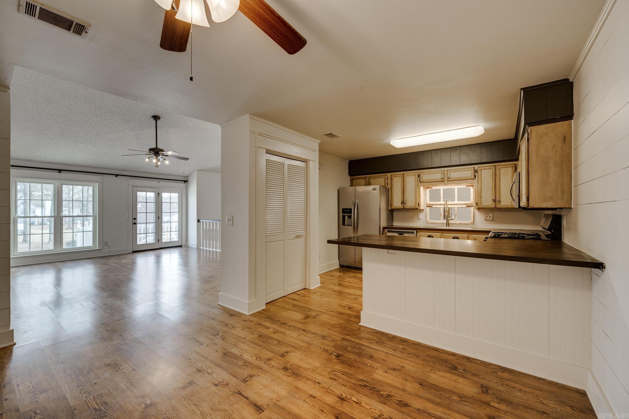 1005 S German Lane #43