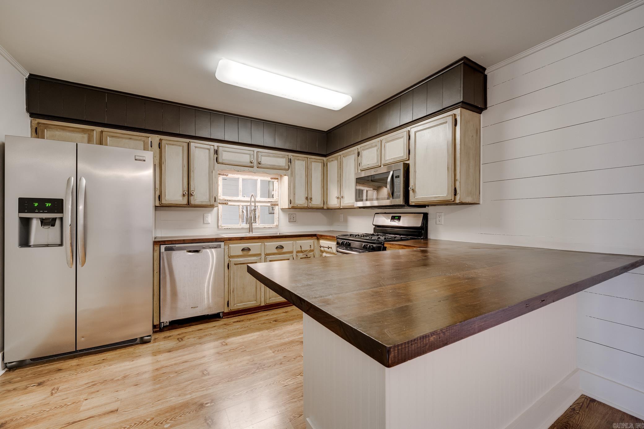 1005 S German Lane #43