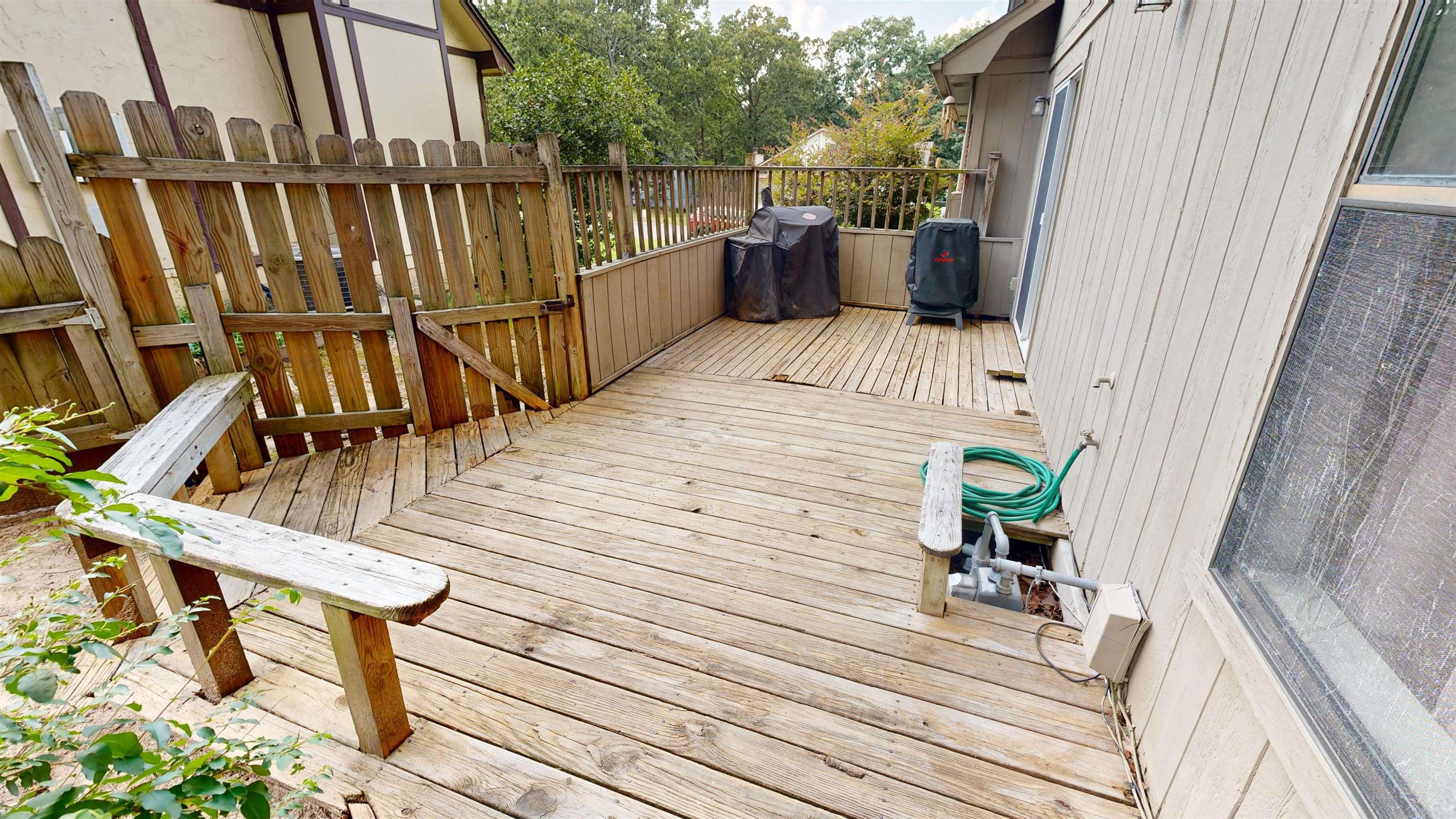 6 Oak Forest Loop
