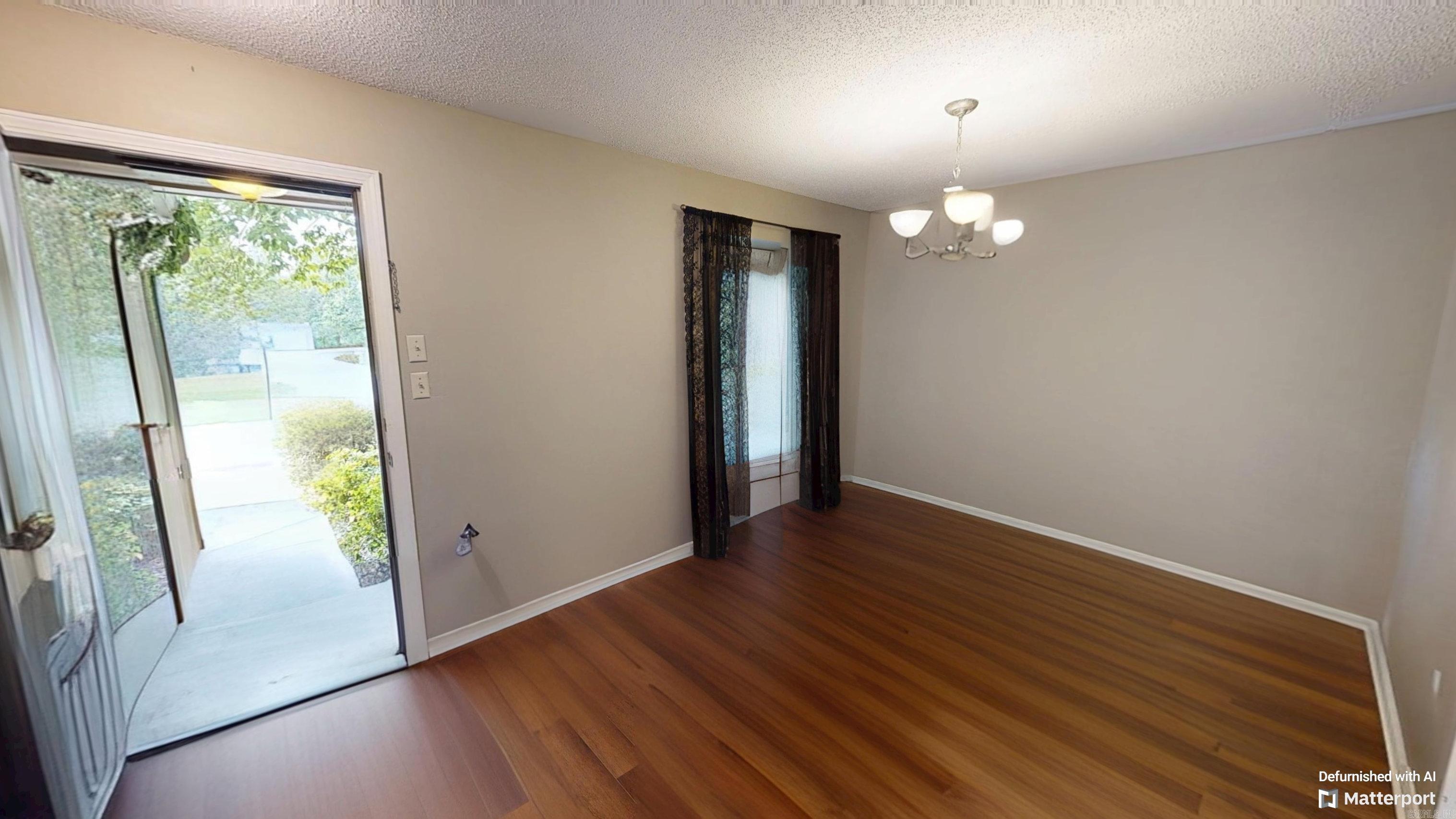 6 Oak Forest Loop
