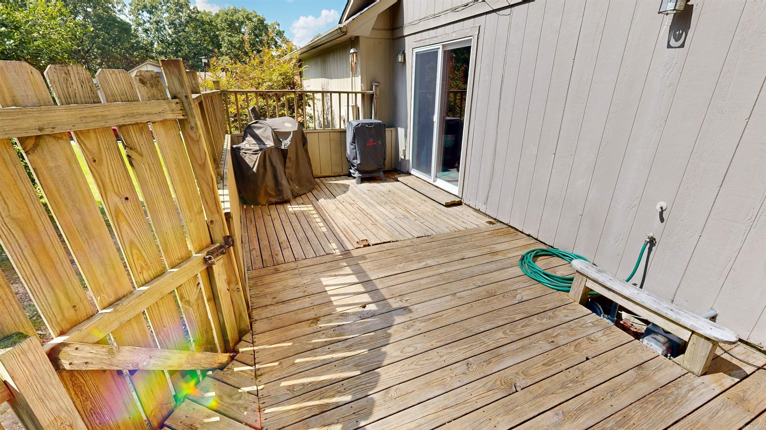 6 Oak Forest Loop