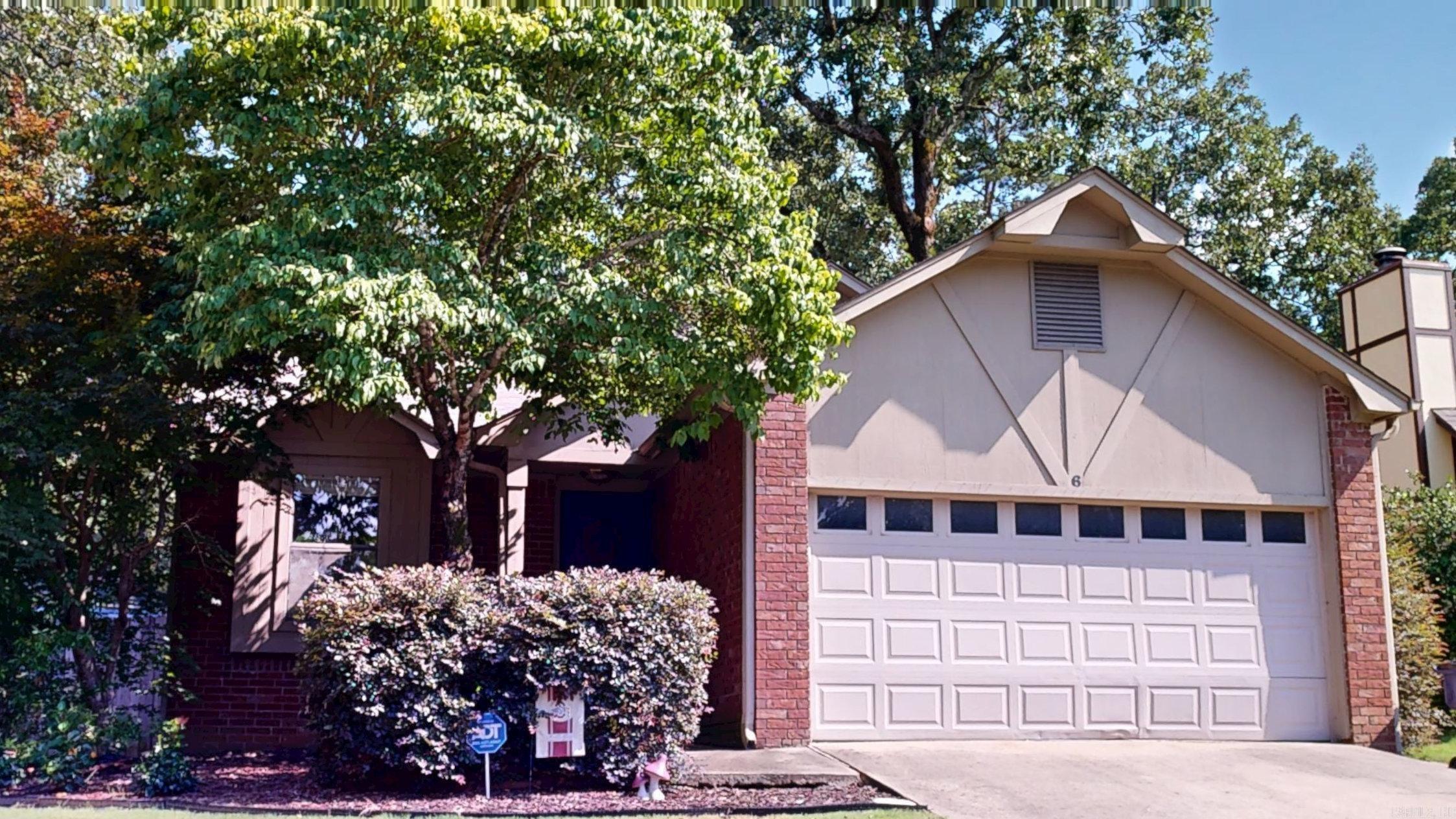 6 Oak Forest Loop