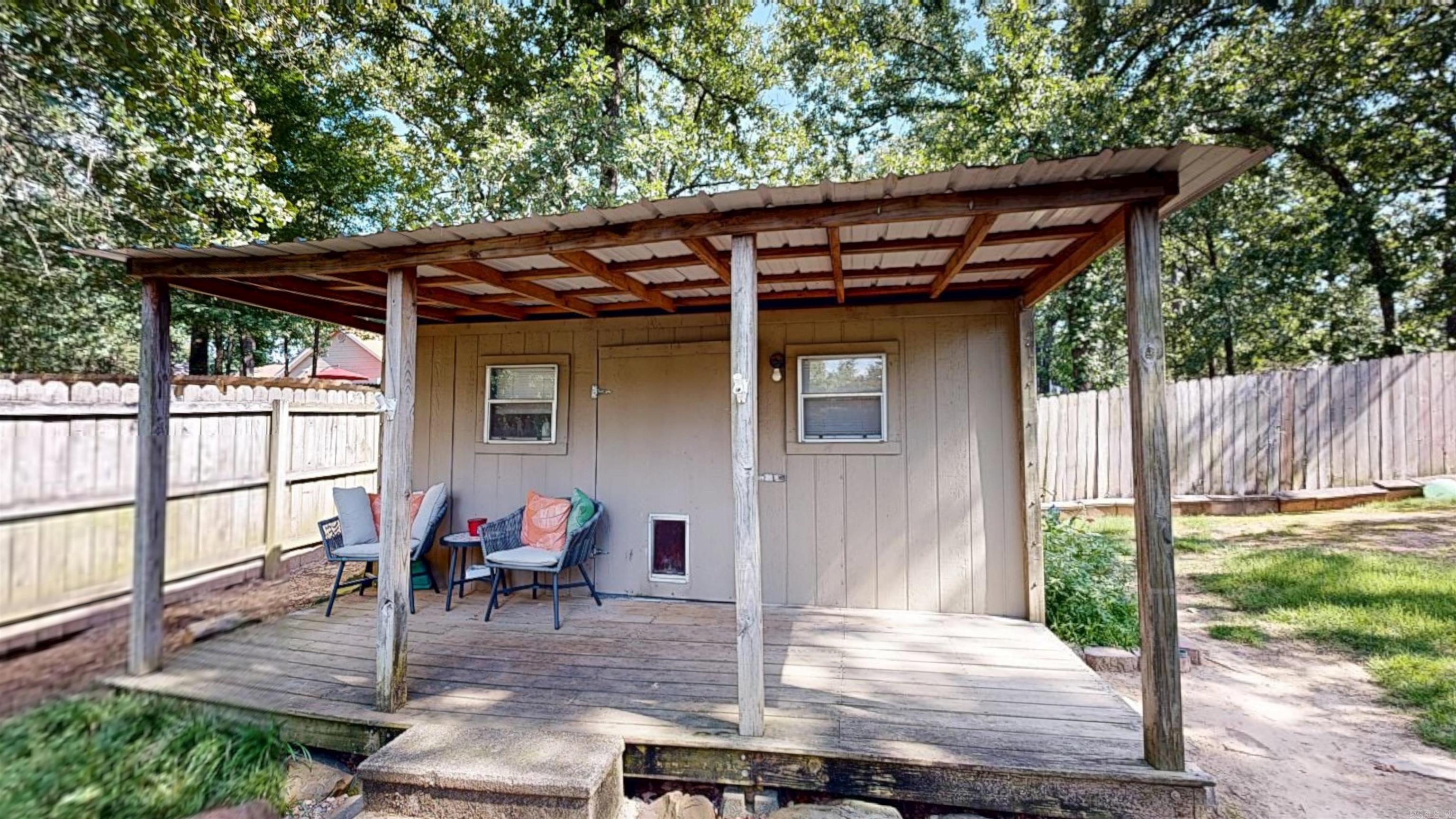6 Oak Forest Loop